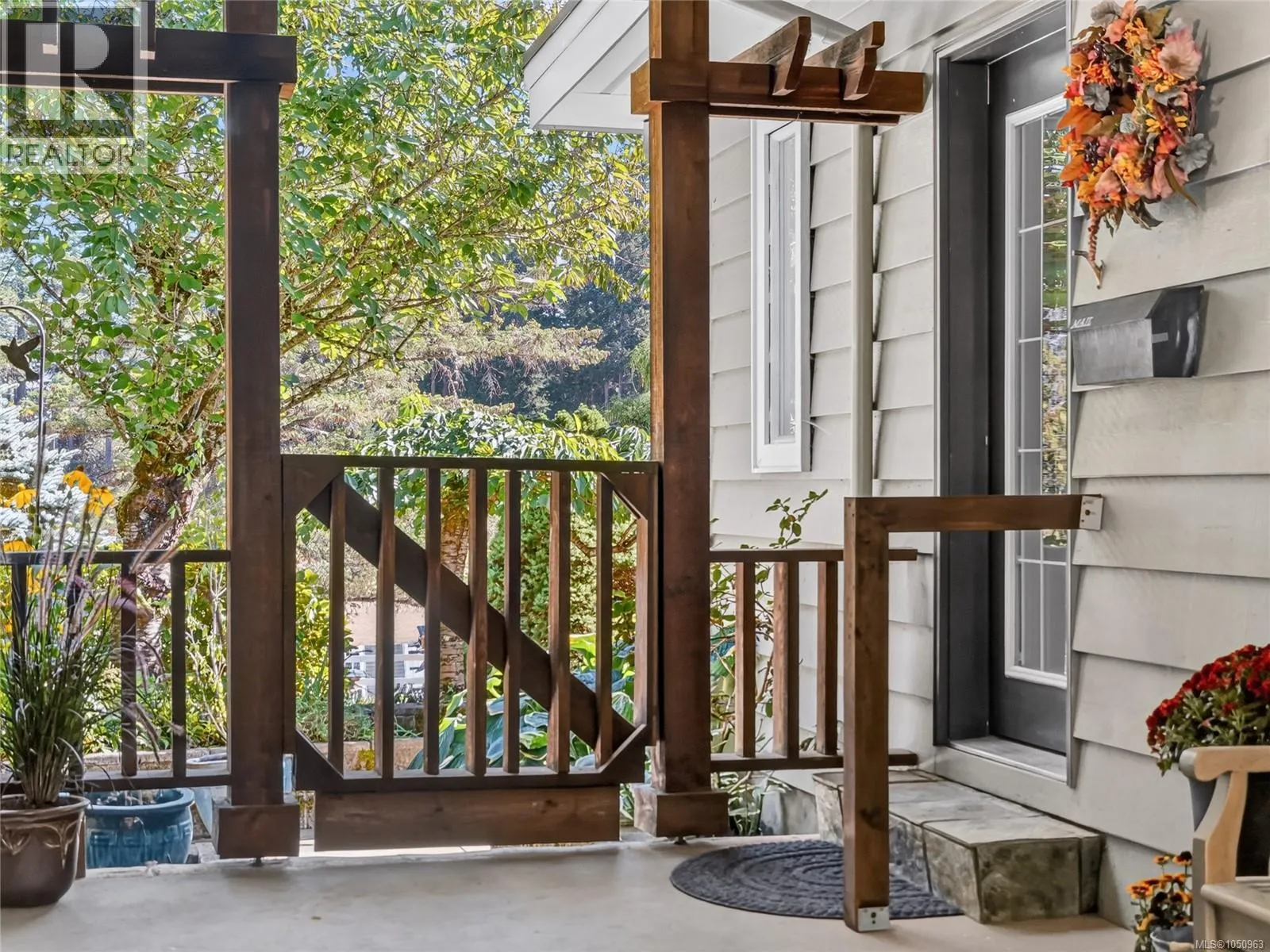 5209 Old West Saanich Rd