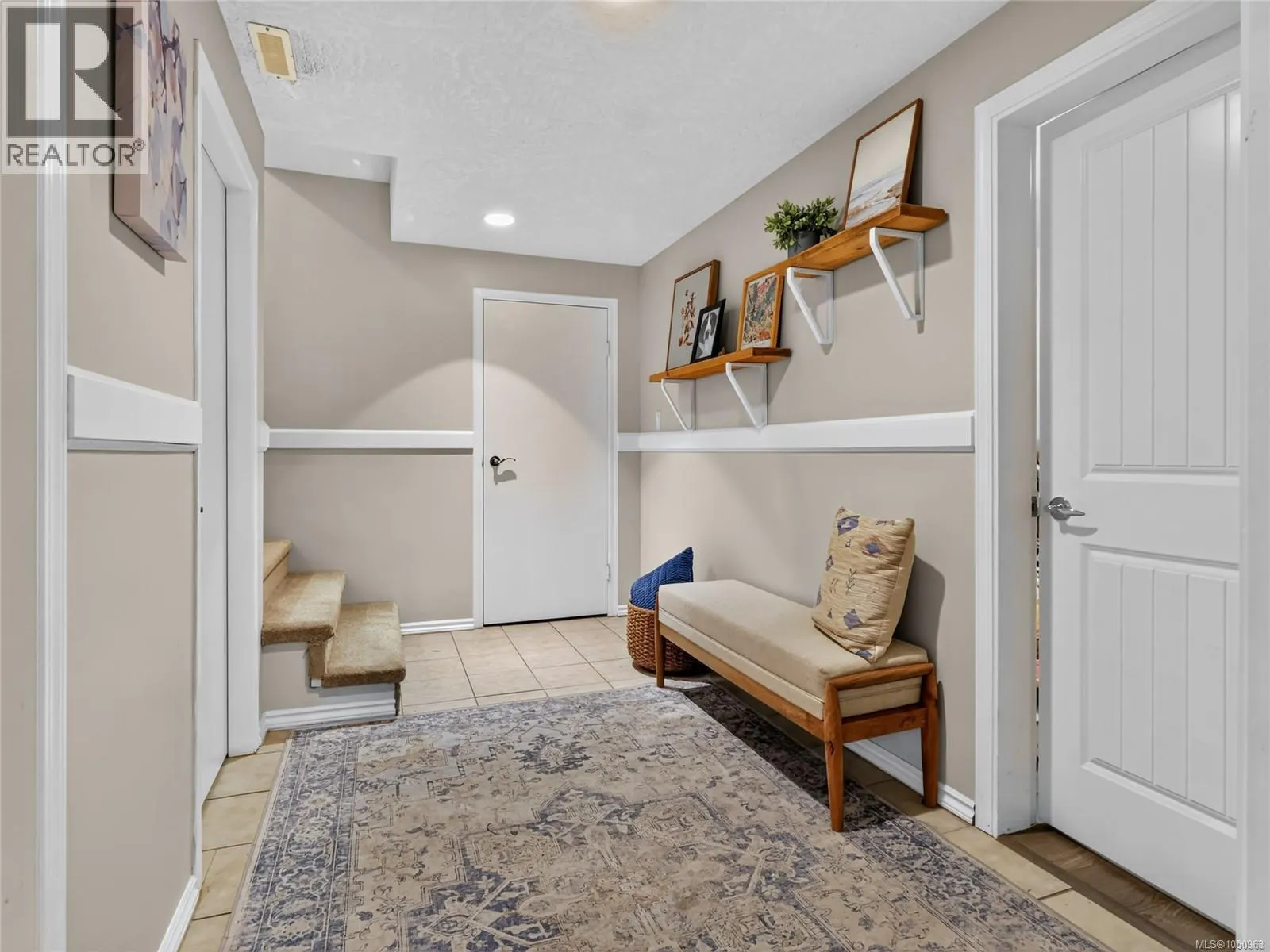 5209 Old West Saanich Rd