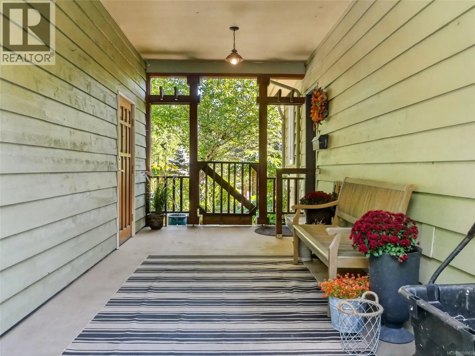 5209 Old West Saanich Rd