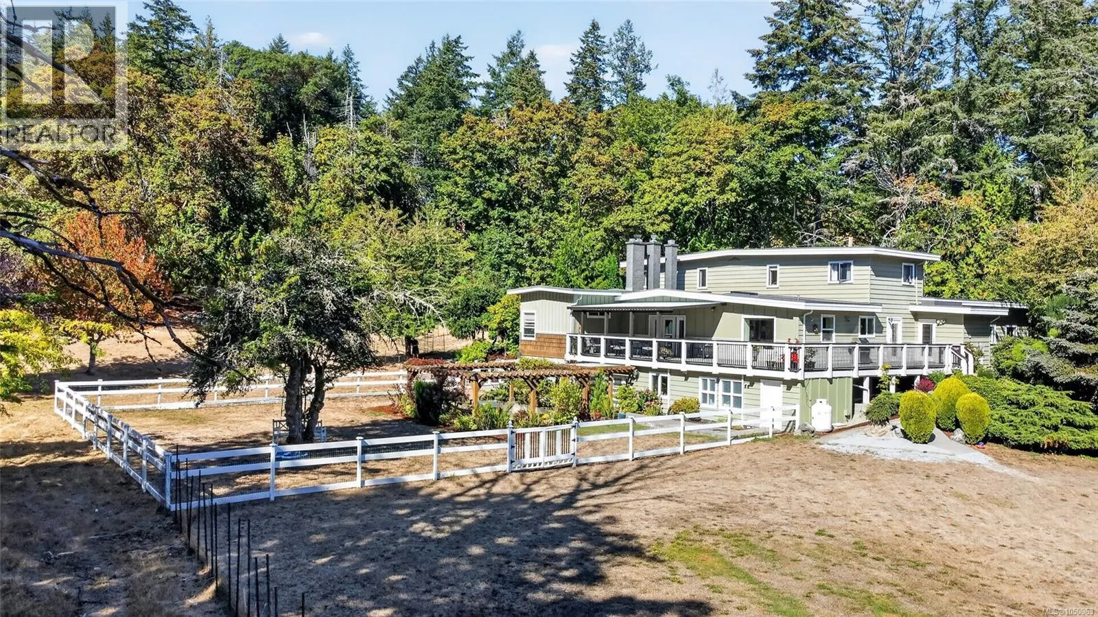 5209 Old West Saanich Rd