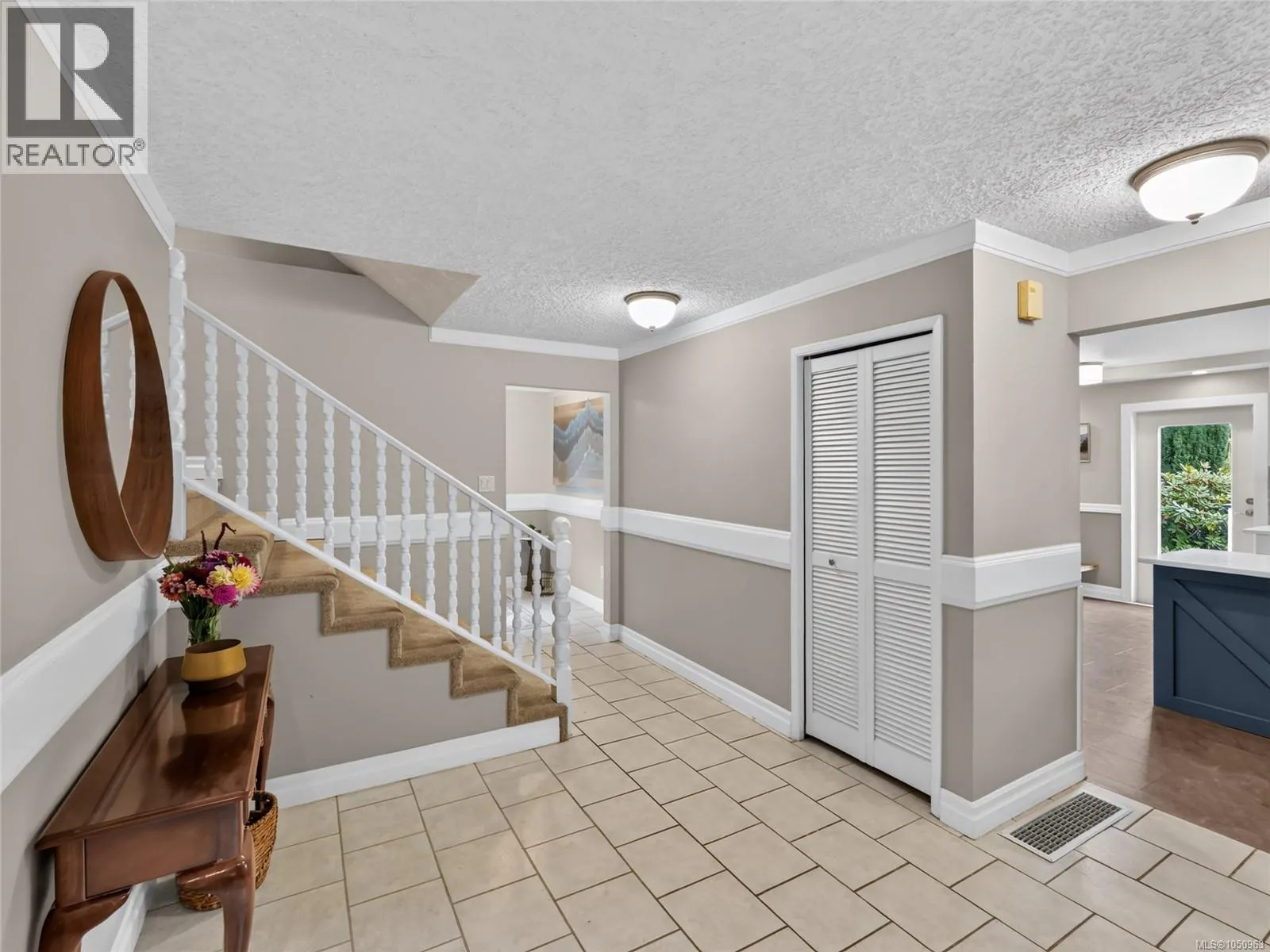 5209 Old West Saanich Rd