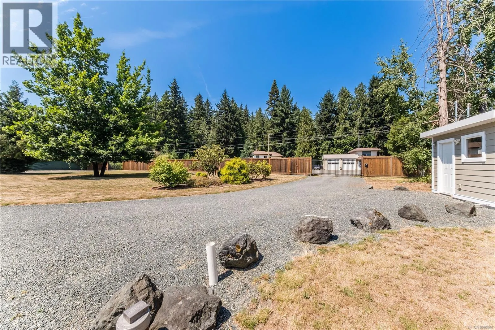 1154 Smithers Rd