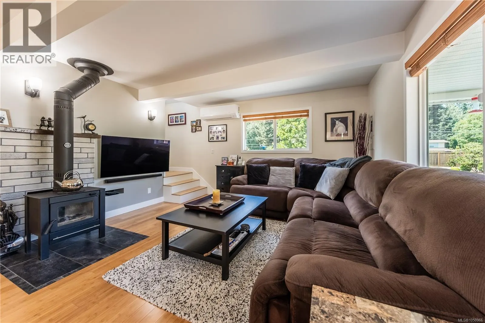 1154 Smithers Rd