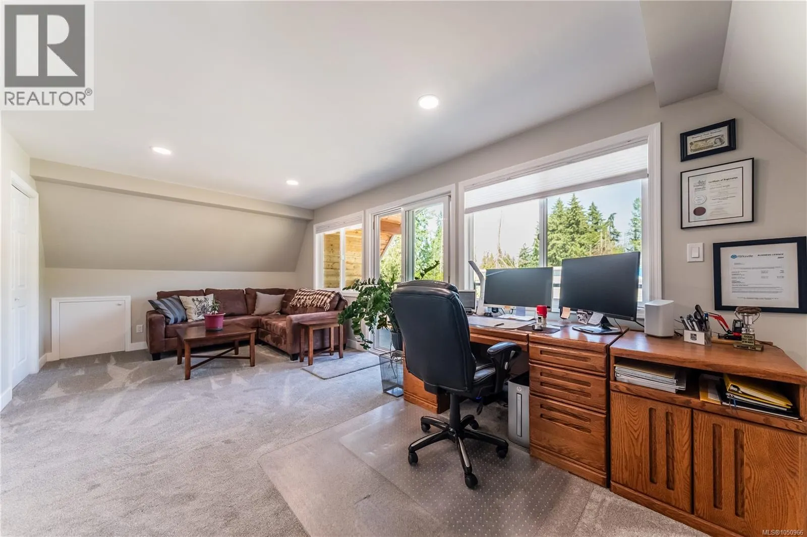 1154 Smithers Rd