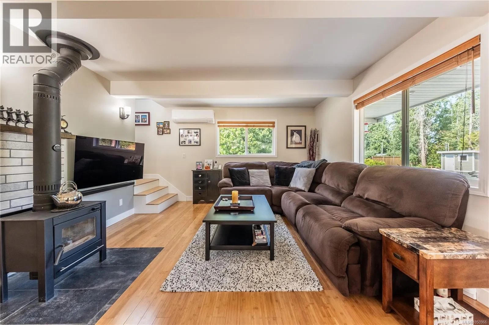 1154 Smithers Rd