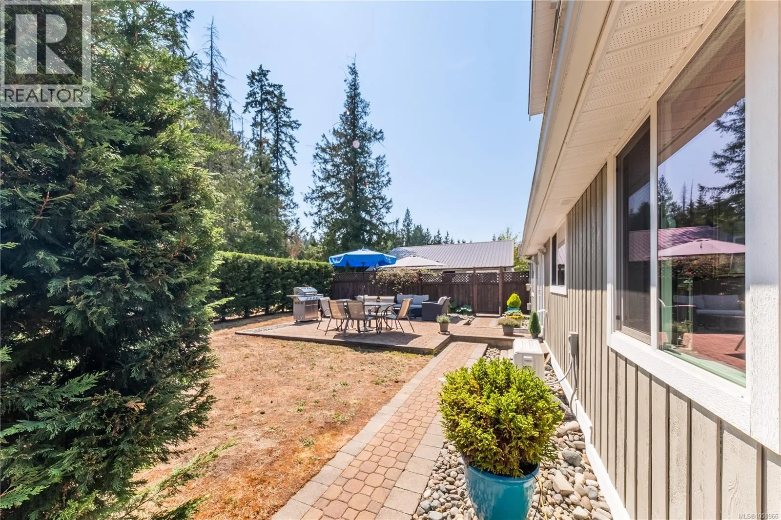 1154 Smithers Rd