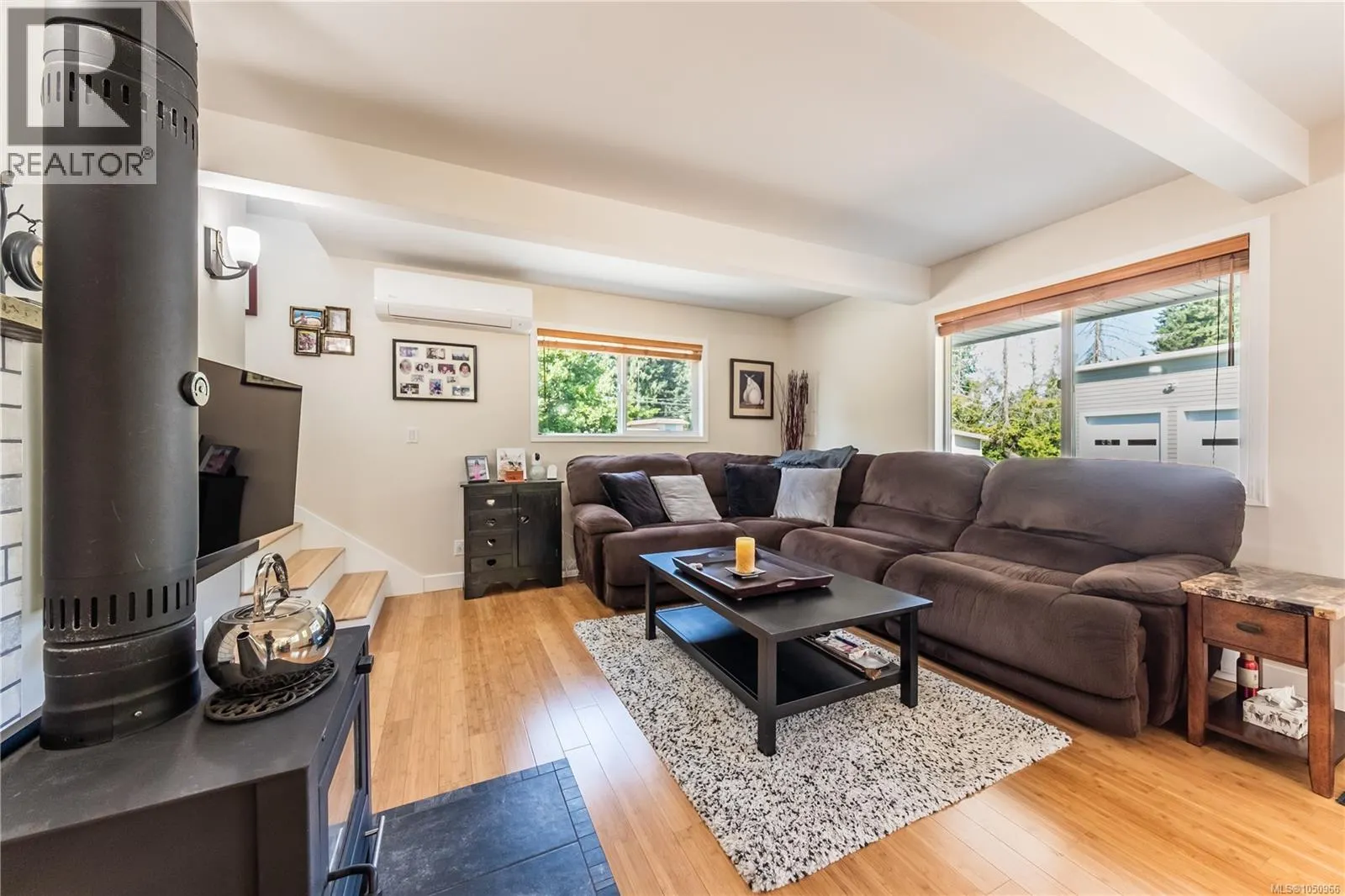 1154 Smithers Rd