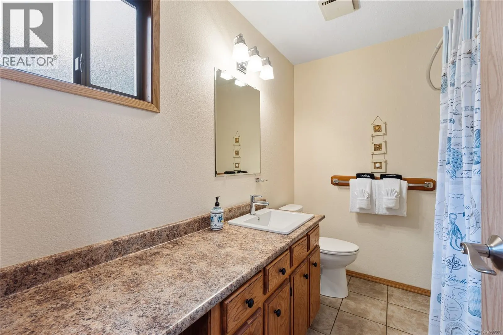 47 1051 Resort Dr