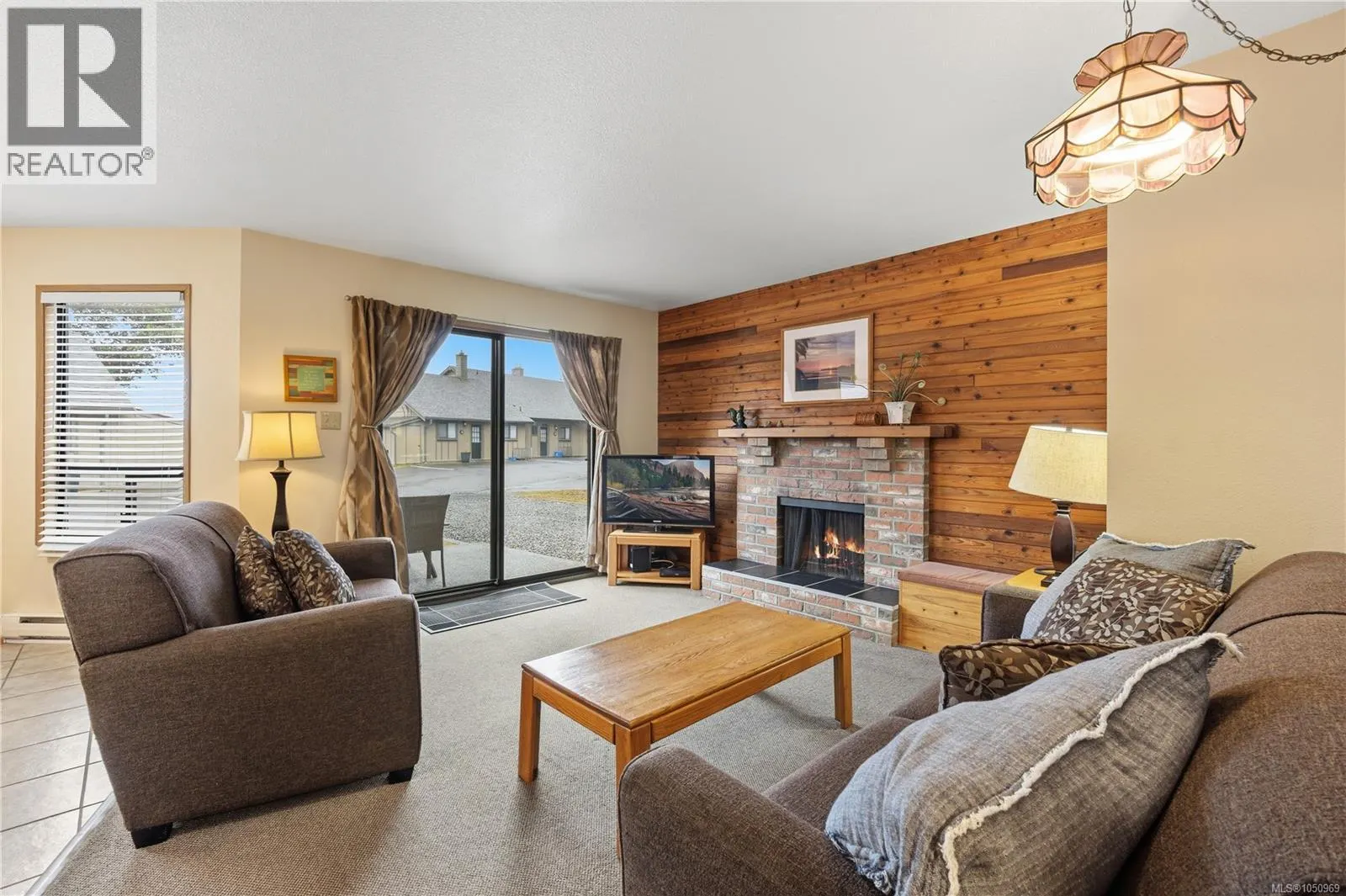 47 1051 Resort Dr