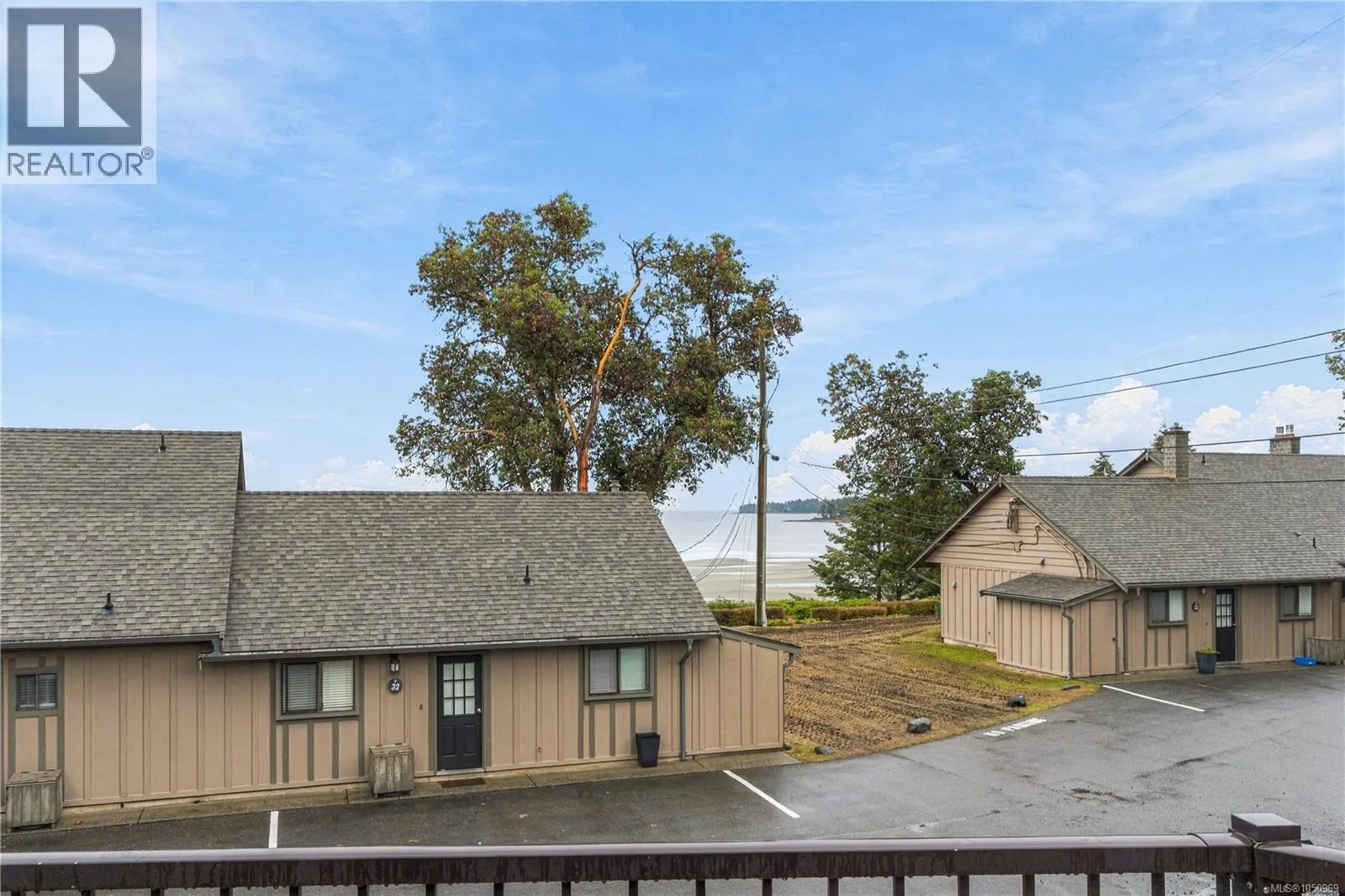 47 1051 Resort Dr