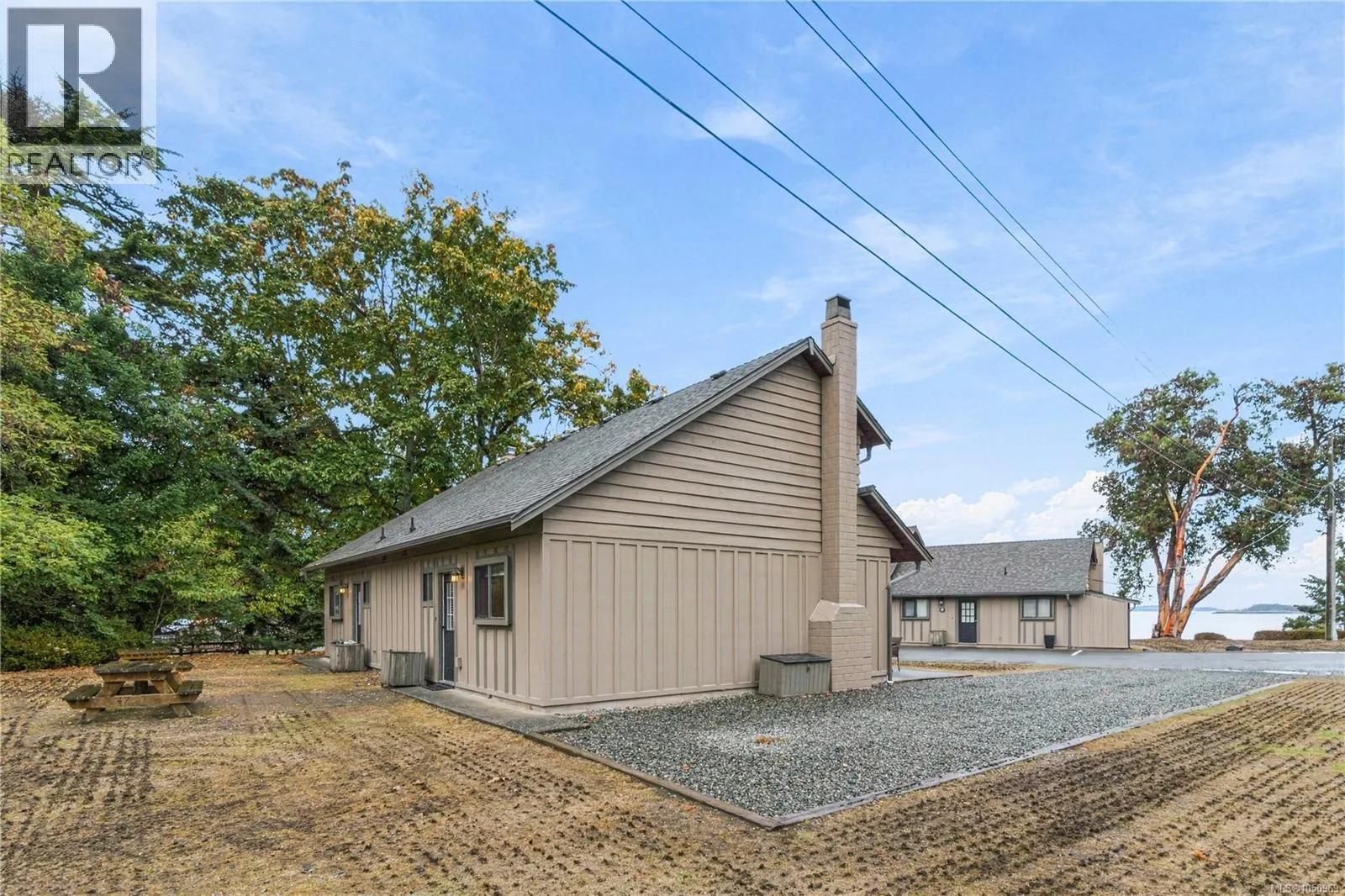 47 1051 Resort Dr