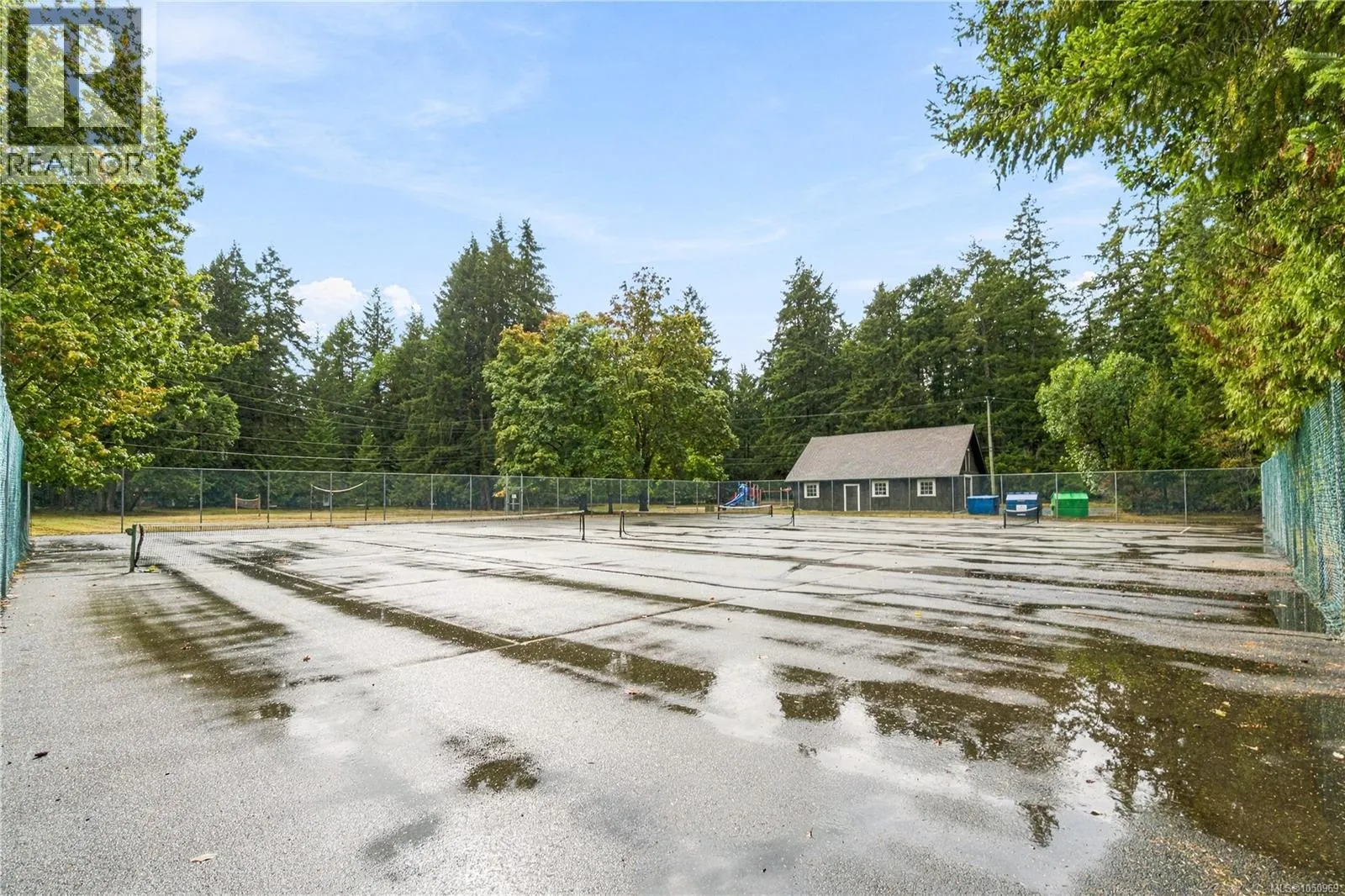 47 1051 Resort Dr