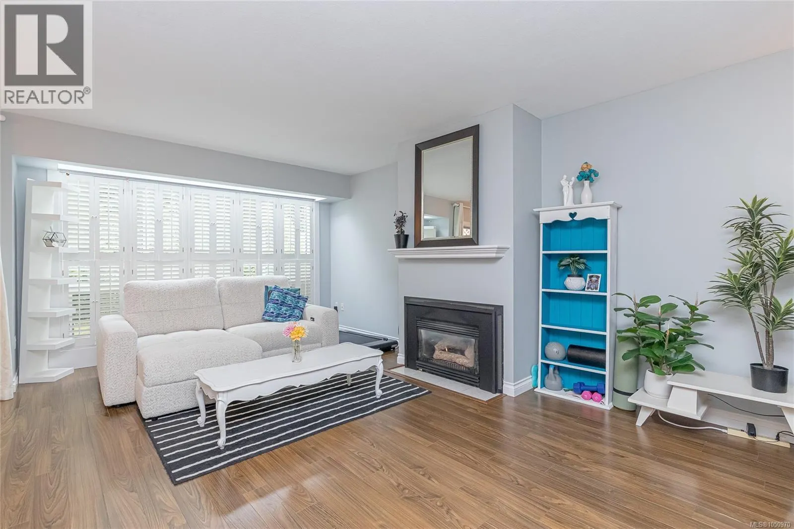 6064 Lionel Cres
