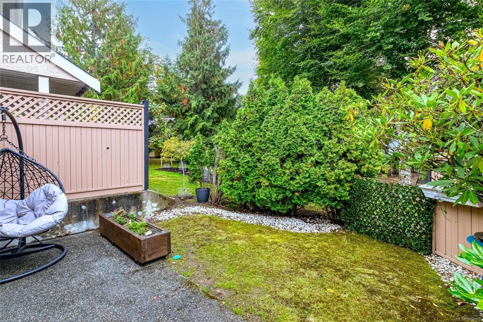 6064 Lionel Cres