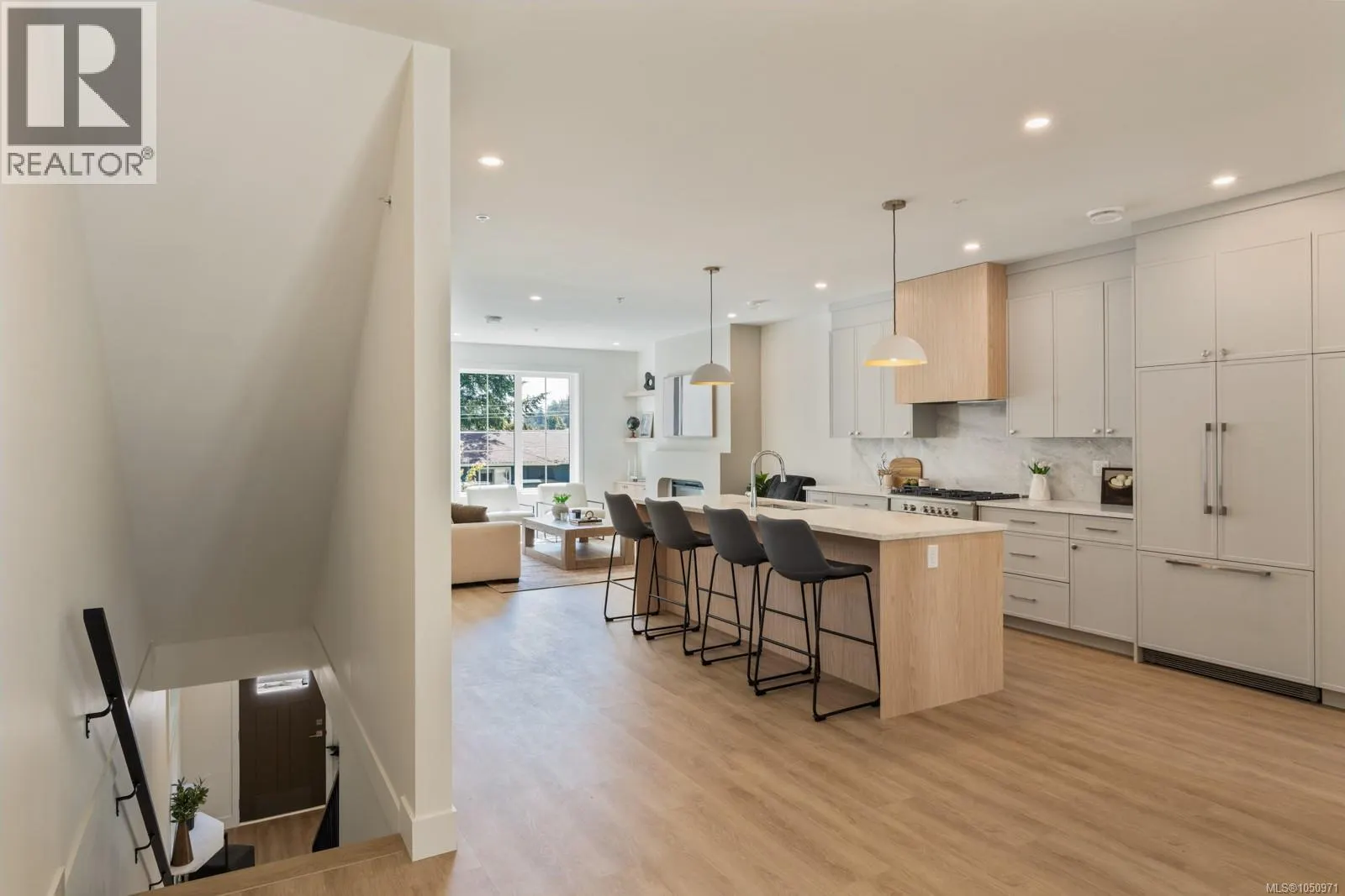 109 2770 Vantilburg Cres