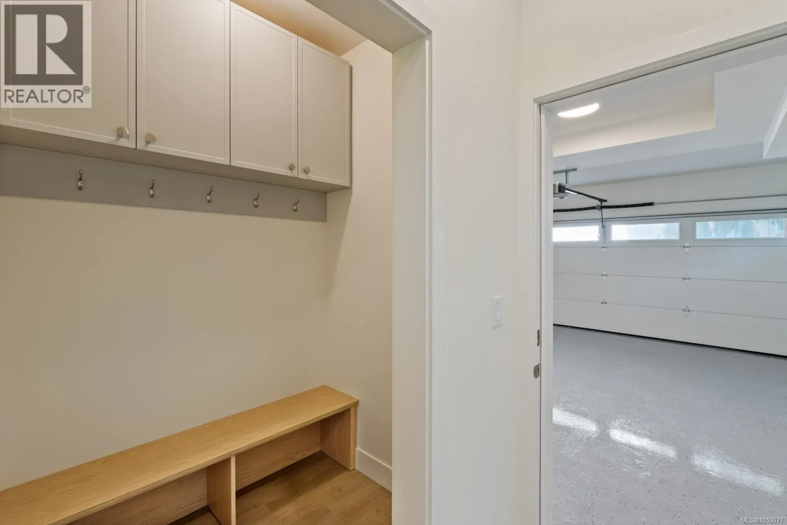 109 2770 Vantilburg Cres