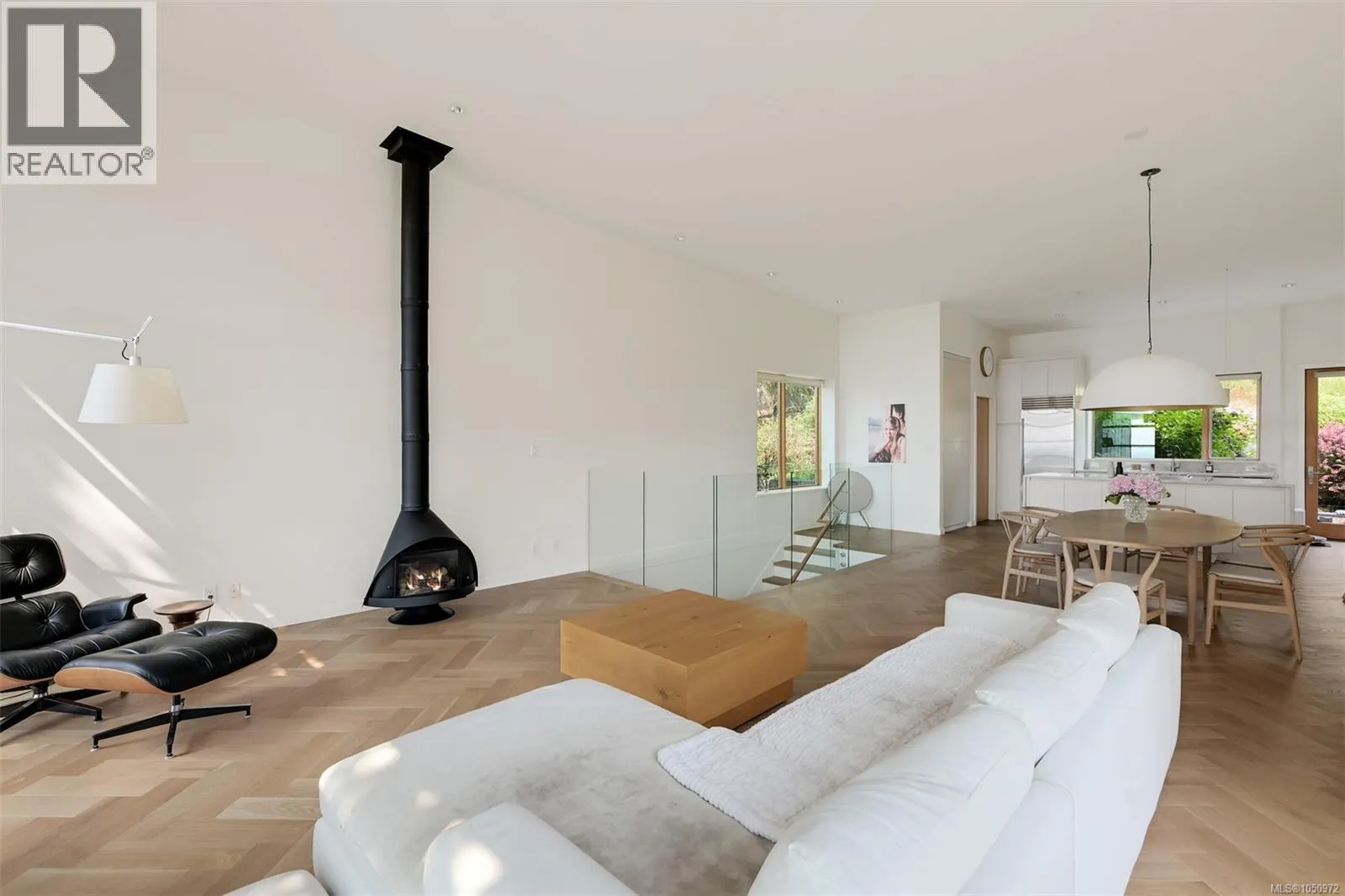 802 Rainbow Ridge Lane