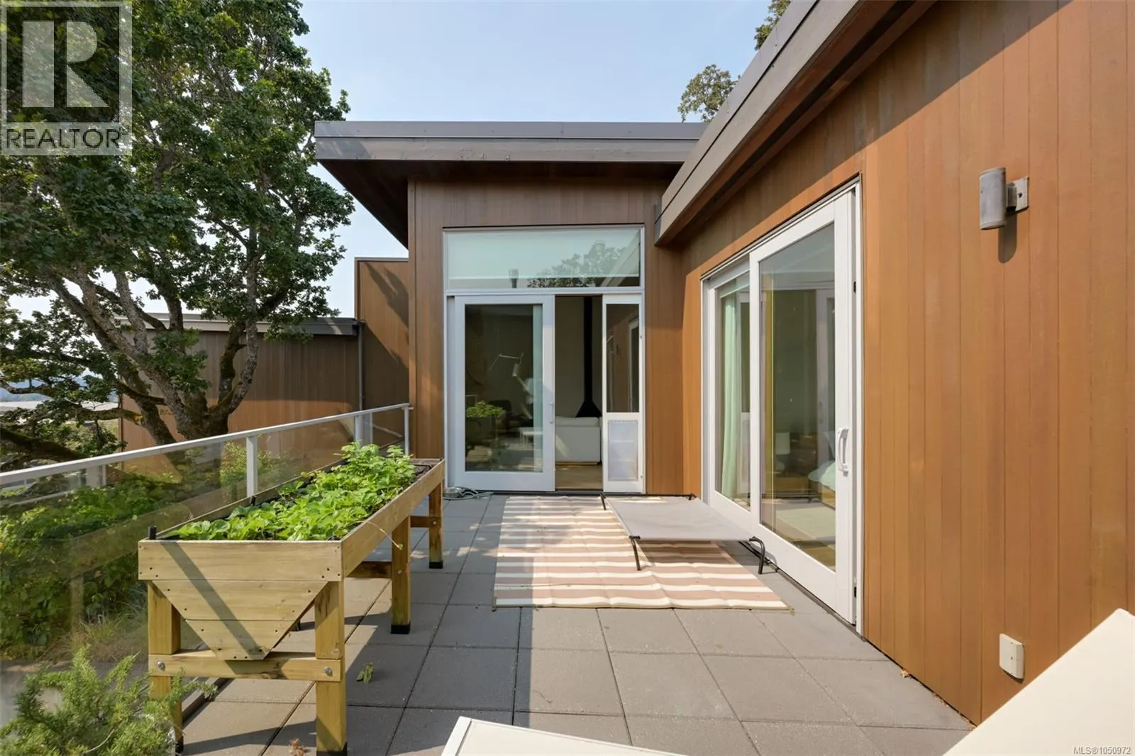 802 Rainbow Ridge Lane