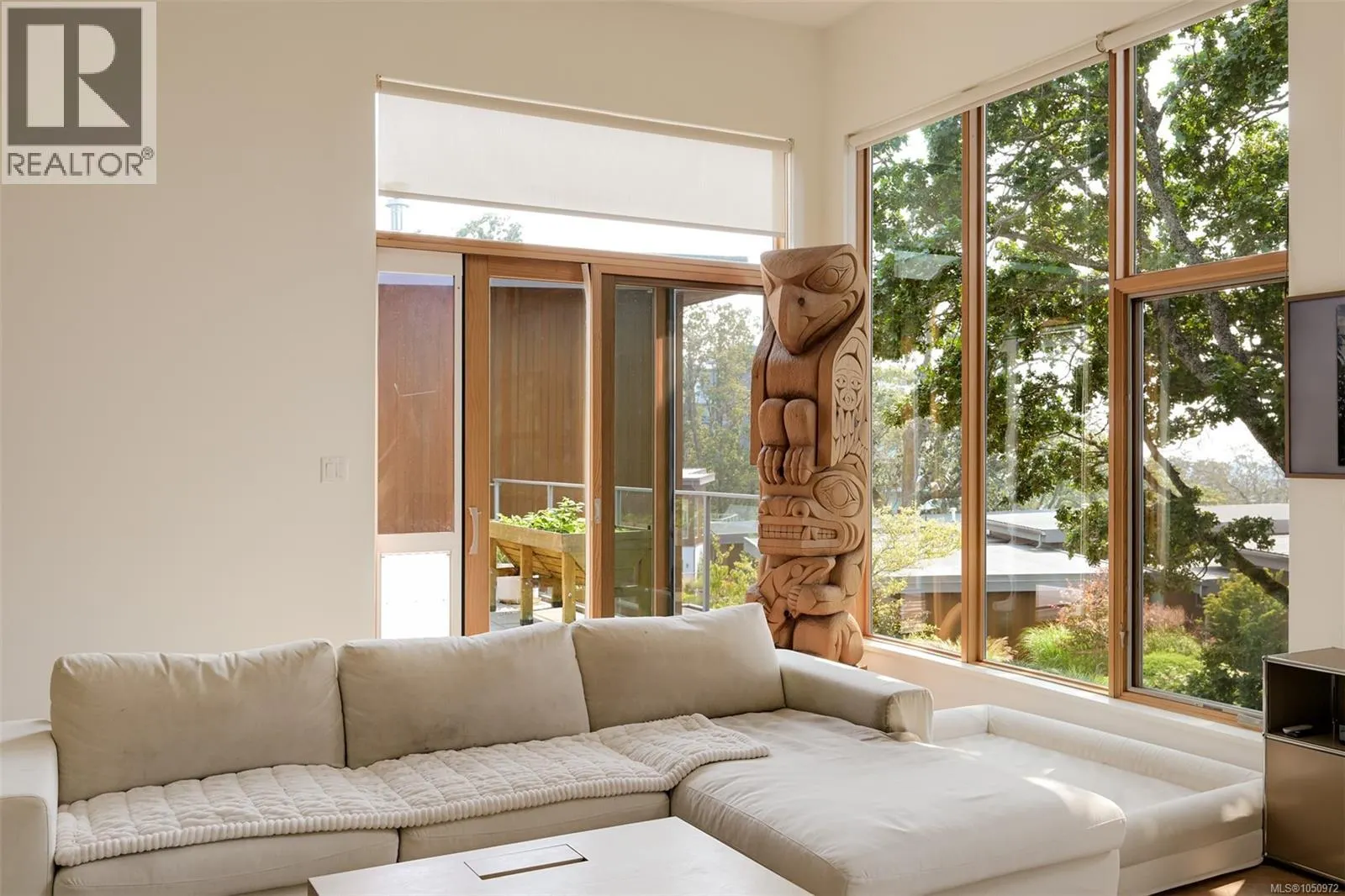 802 Rainbow Ridge Lane