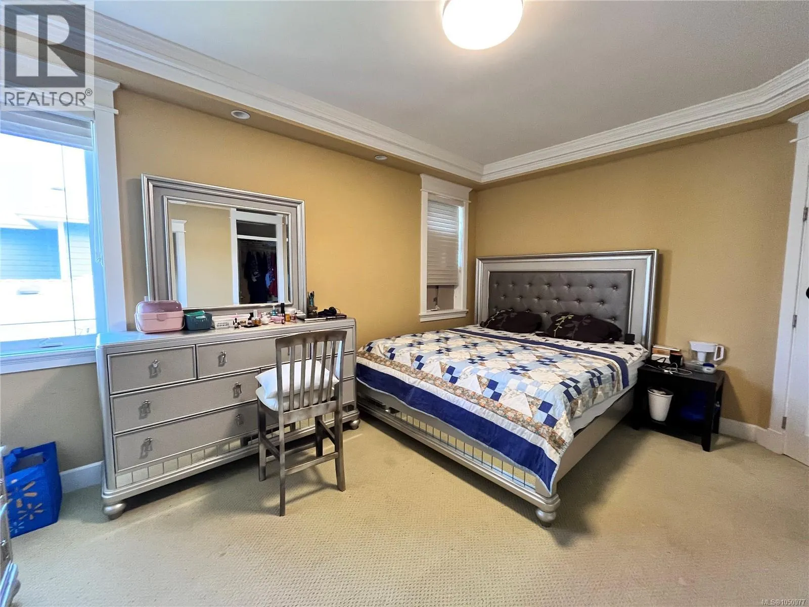 6632 Kestrel Cres