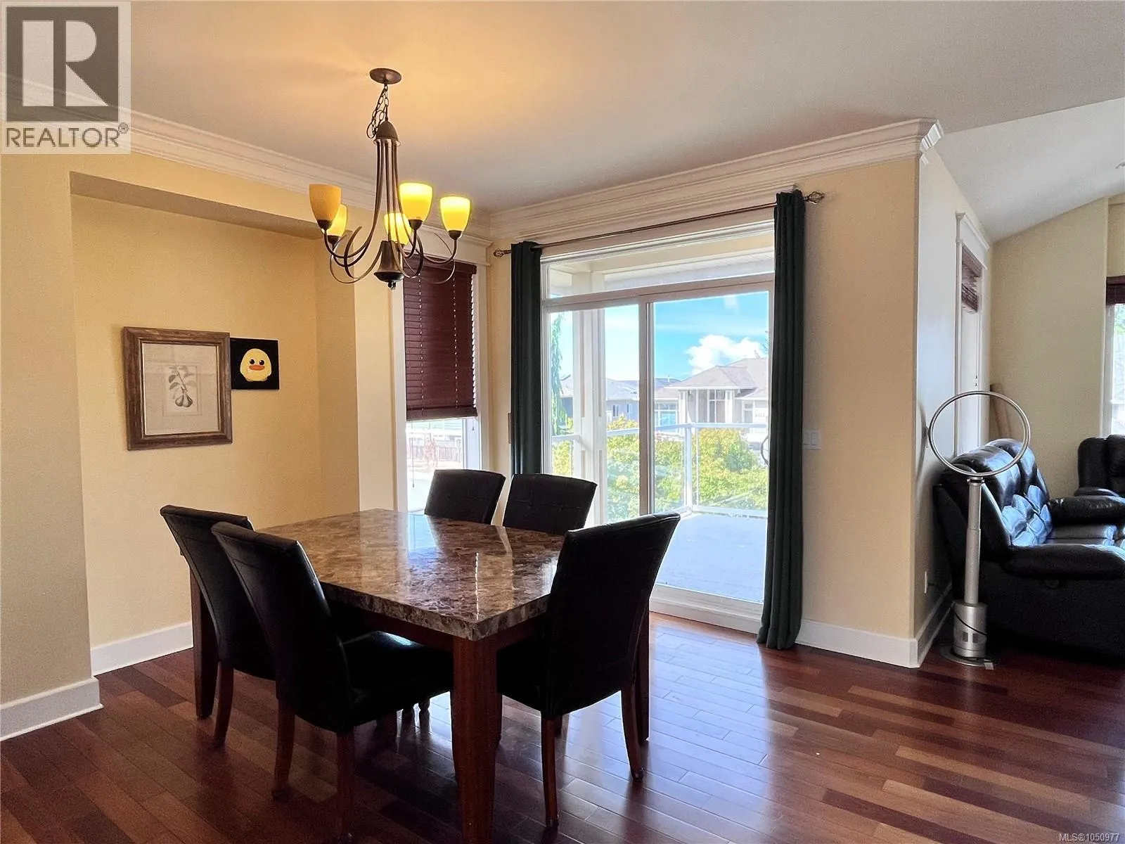 6632 Kestrel Cres