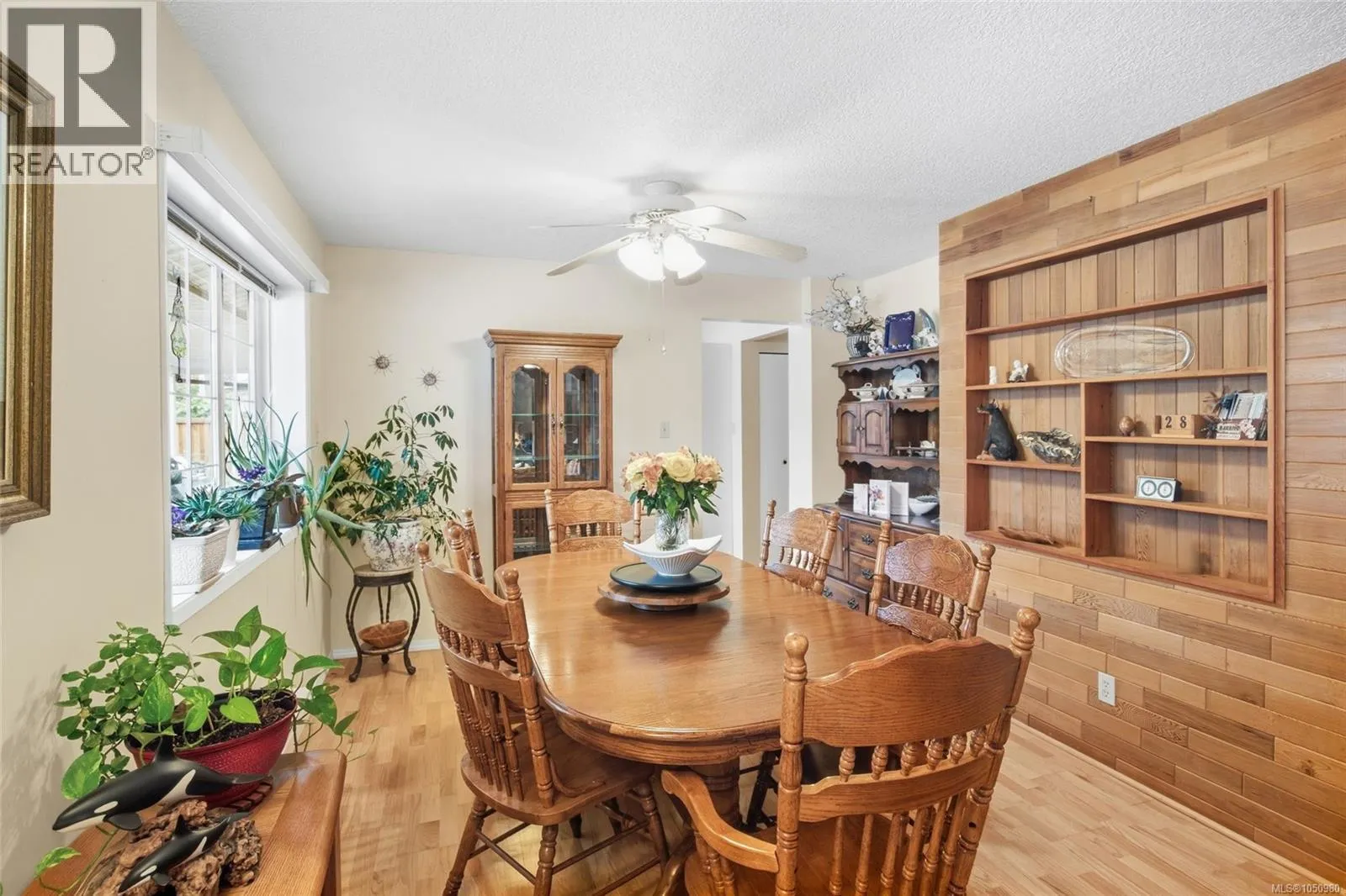 5449 Falls St