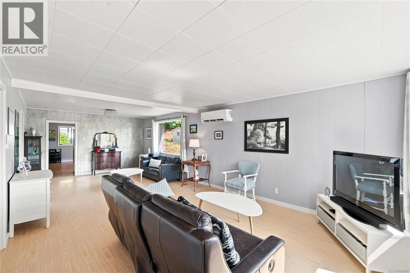2148 Dick Ave