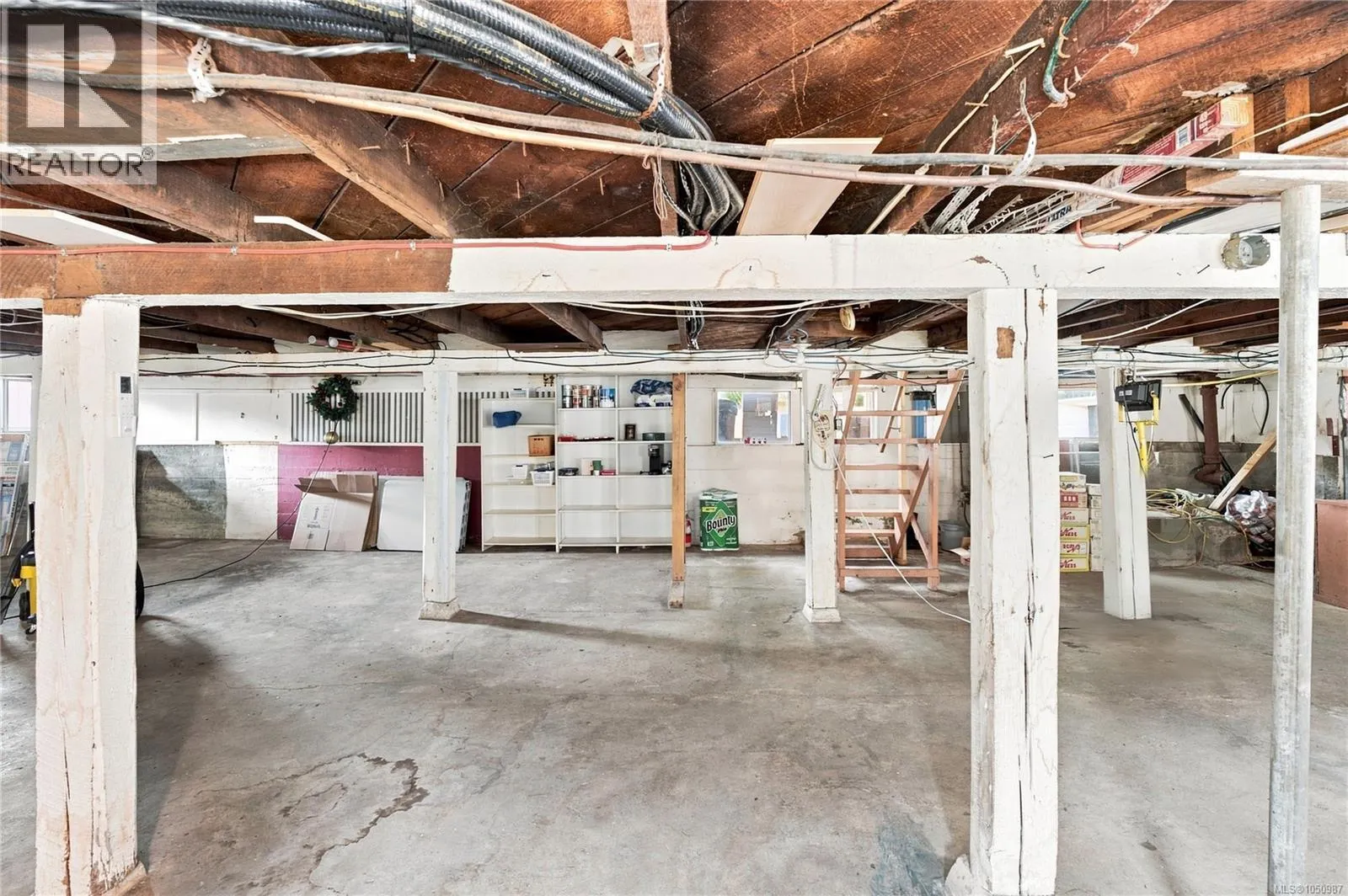 2148 Dick Ave