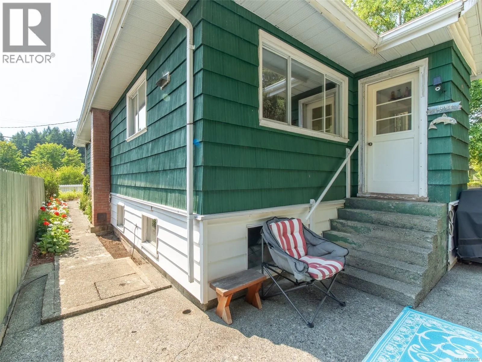 2148 Dick Ave