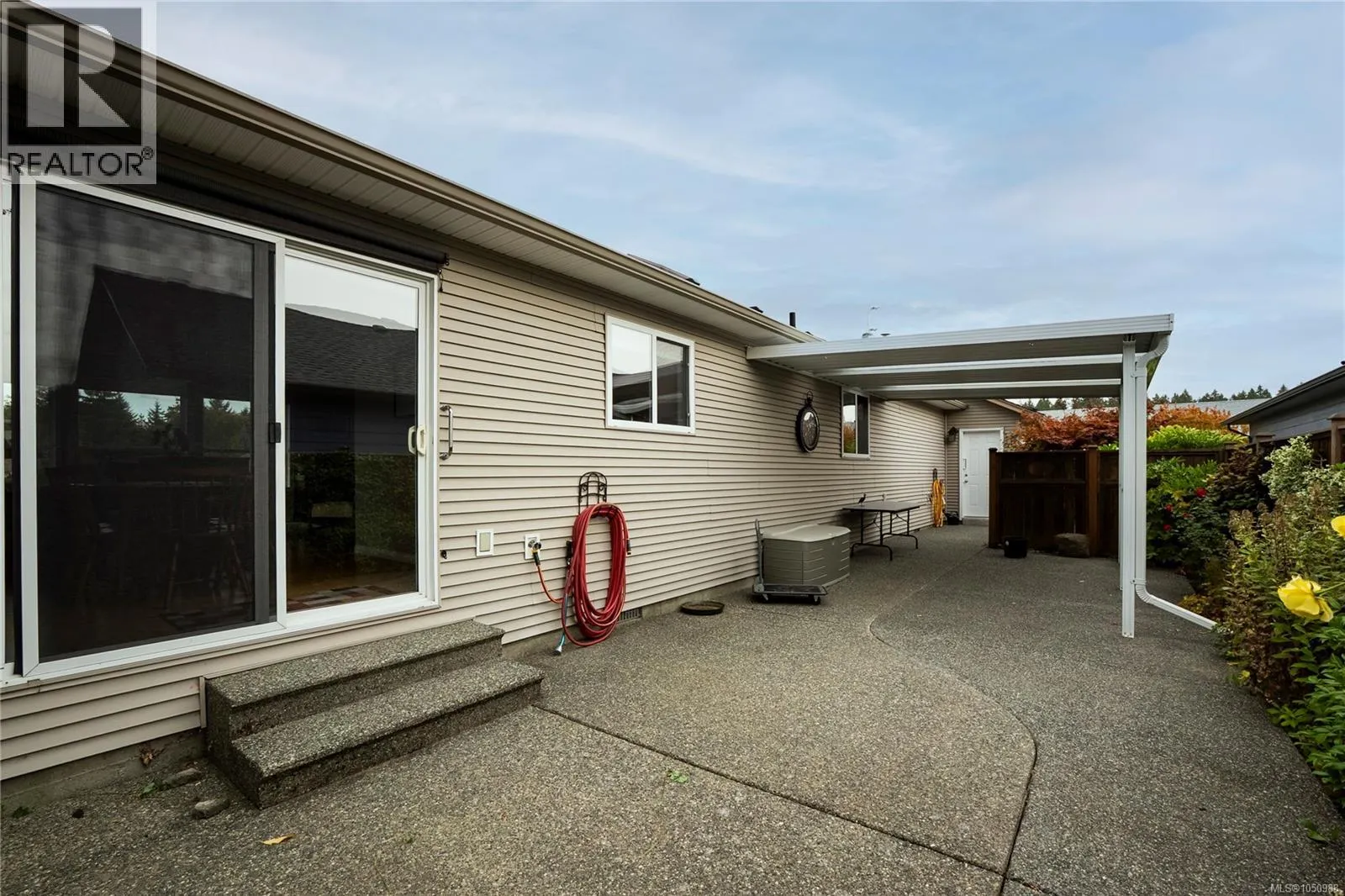 3978 Merlin St