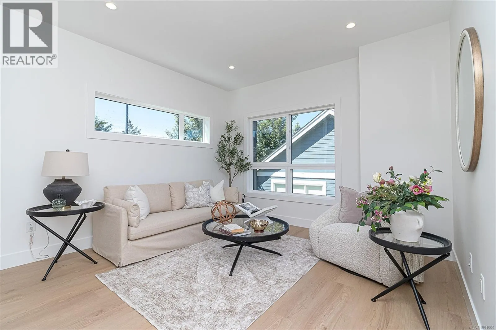 1 10485 Resthaven Dr