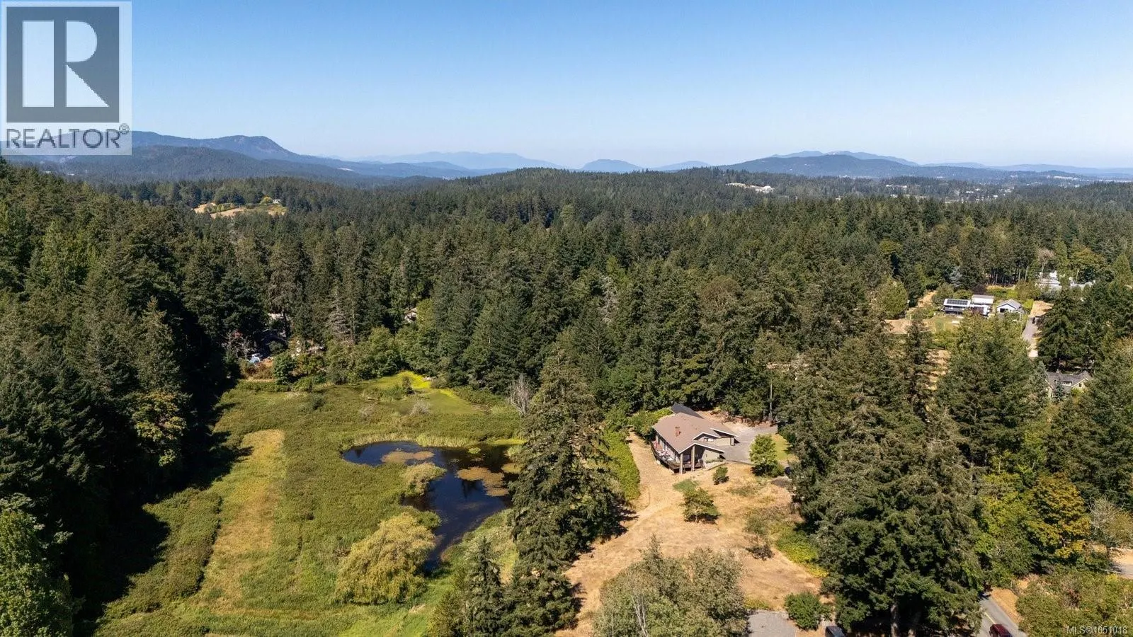 5320 Old West Saanich Rd