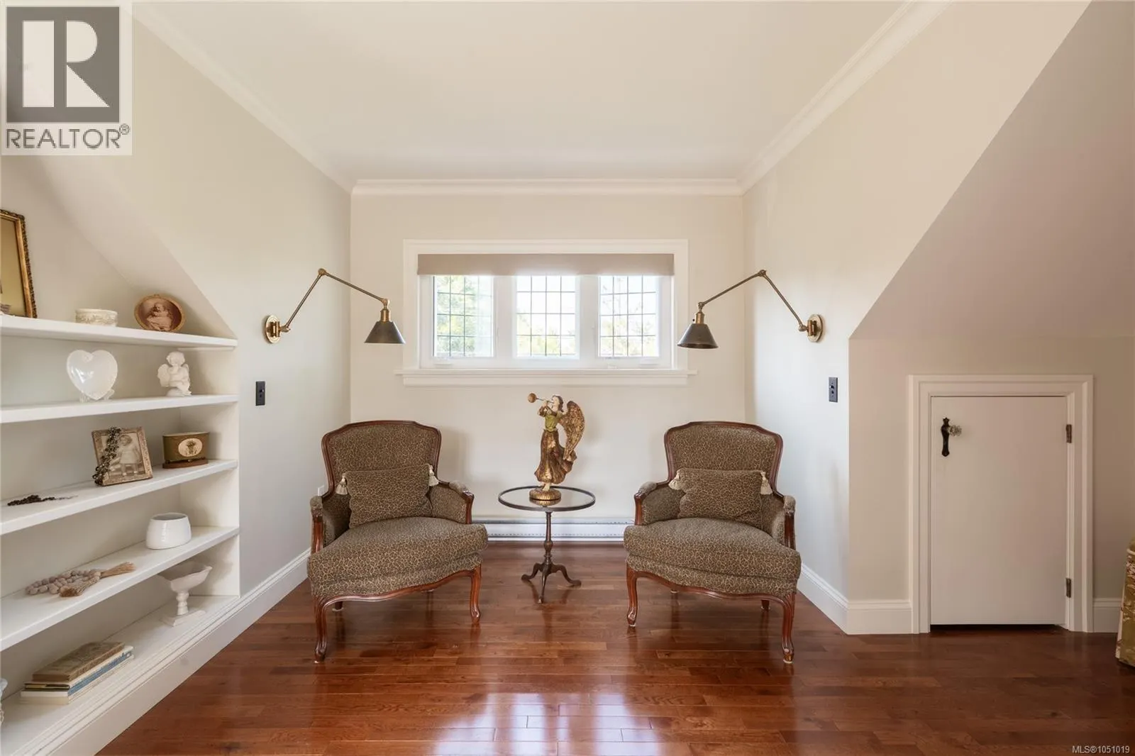 2125 Central Ave