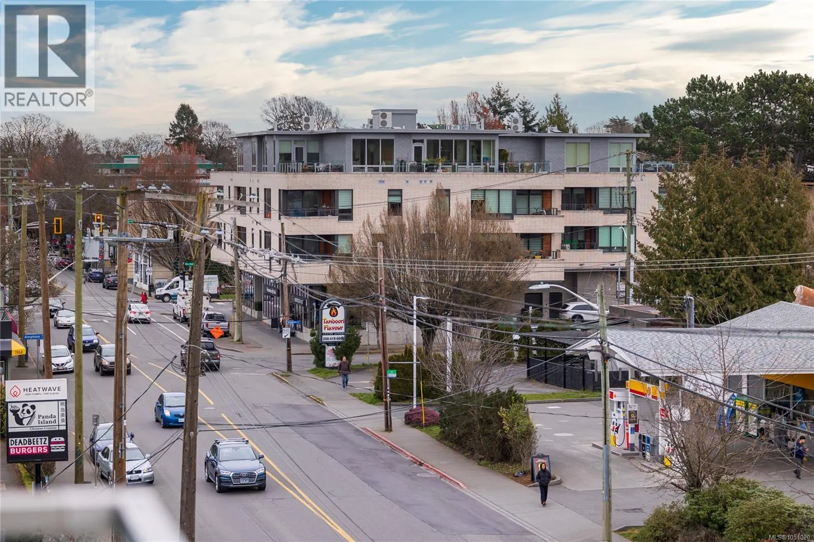 406 1916 Oak Bay Ave