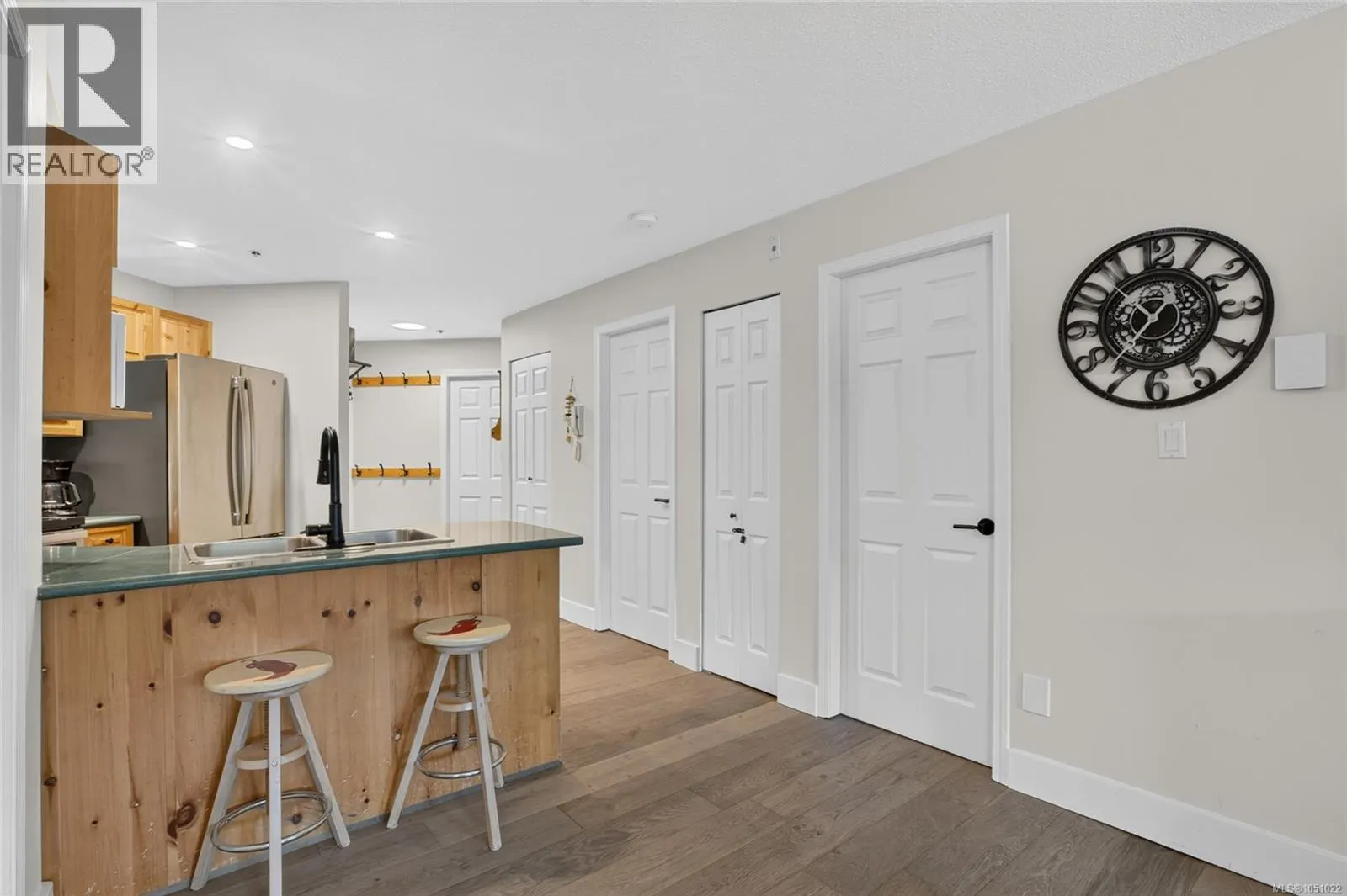 108 1320 Henry Rd