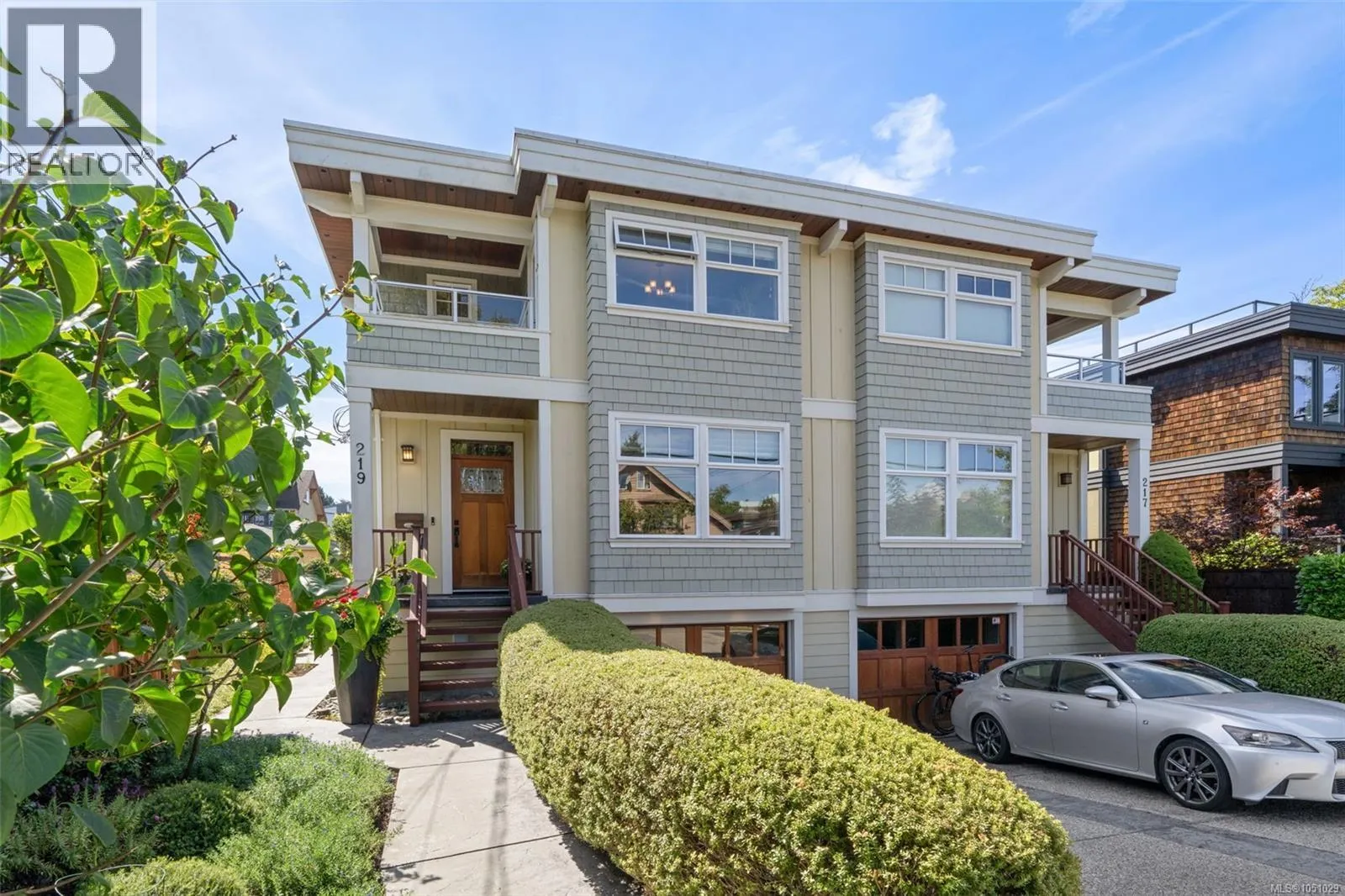 219 Michigan St