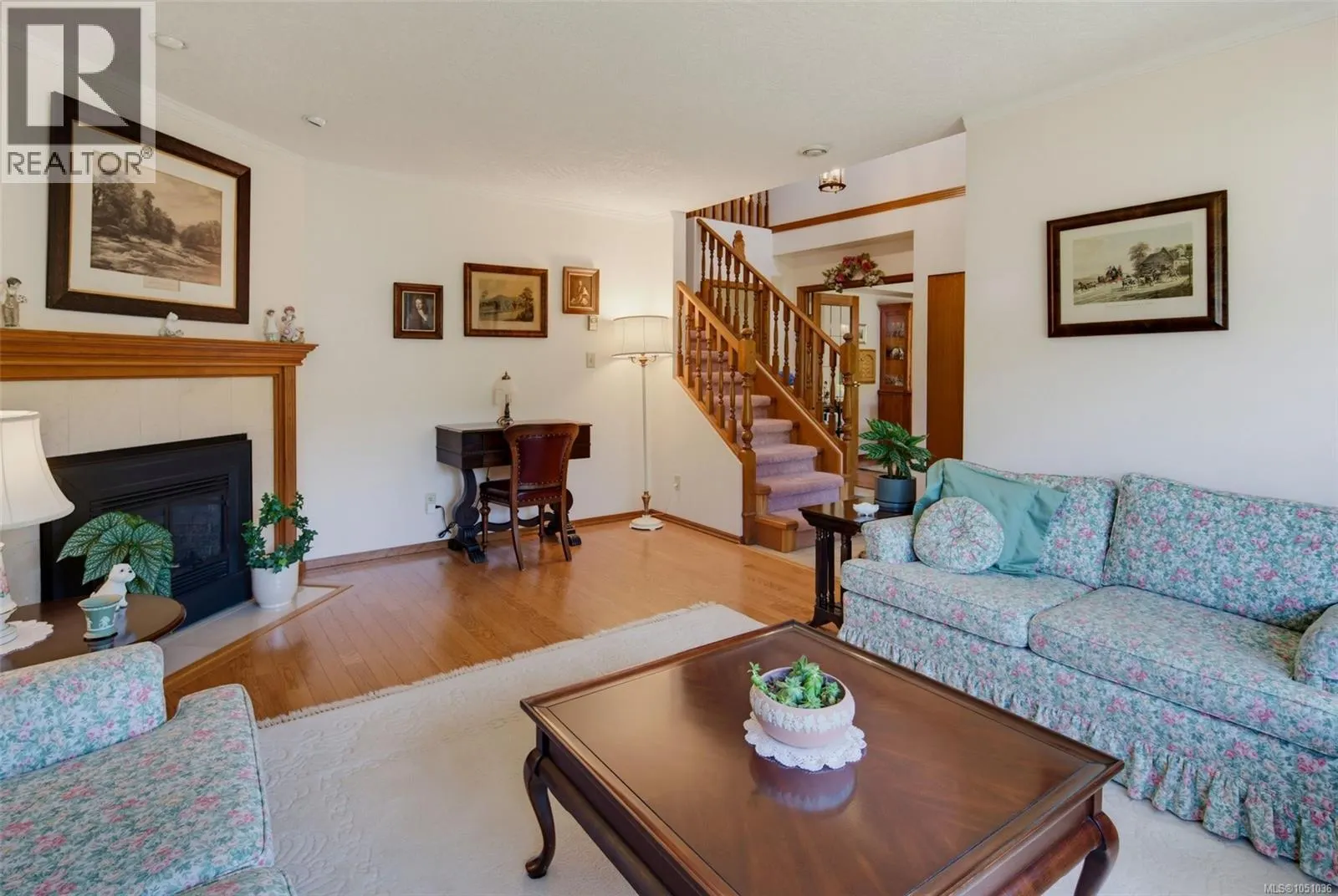 3141 Antrobus Cres