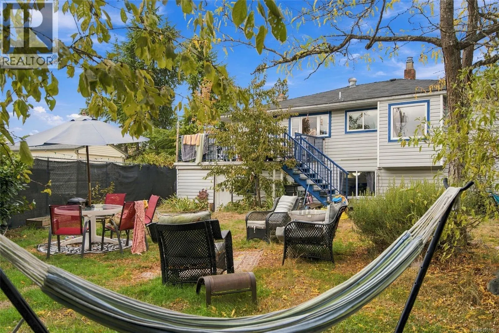 619 Pine St