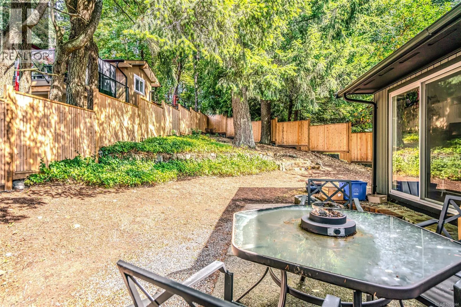 3809 Morris Pl