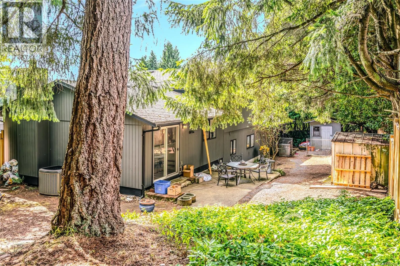 3809 Morris Pl
