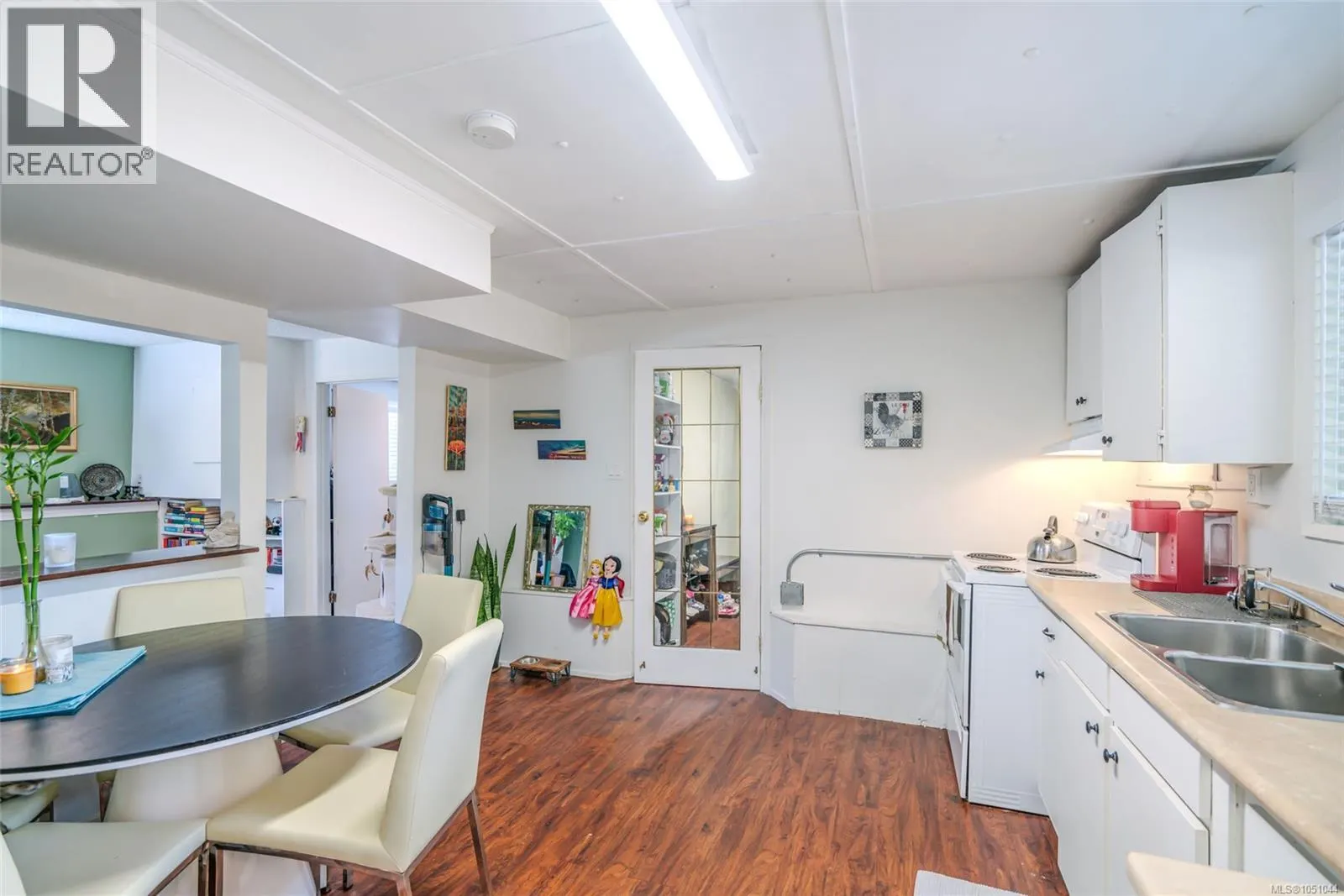 3809 Morris Pl