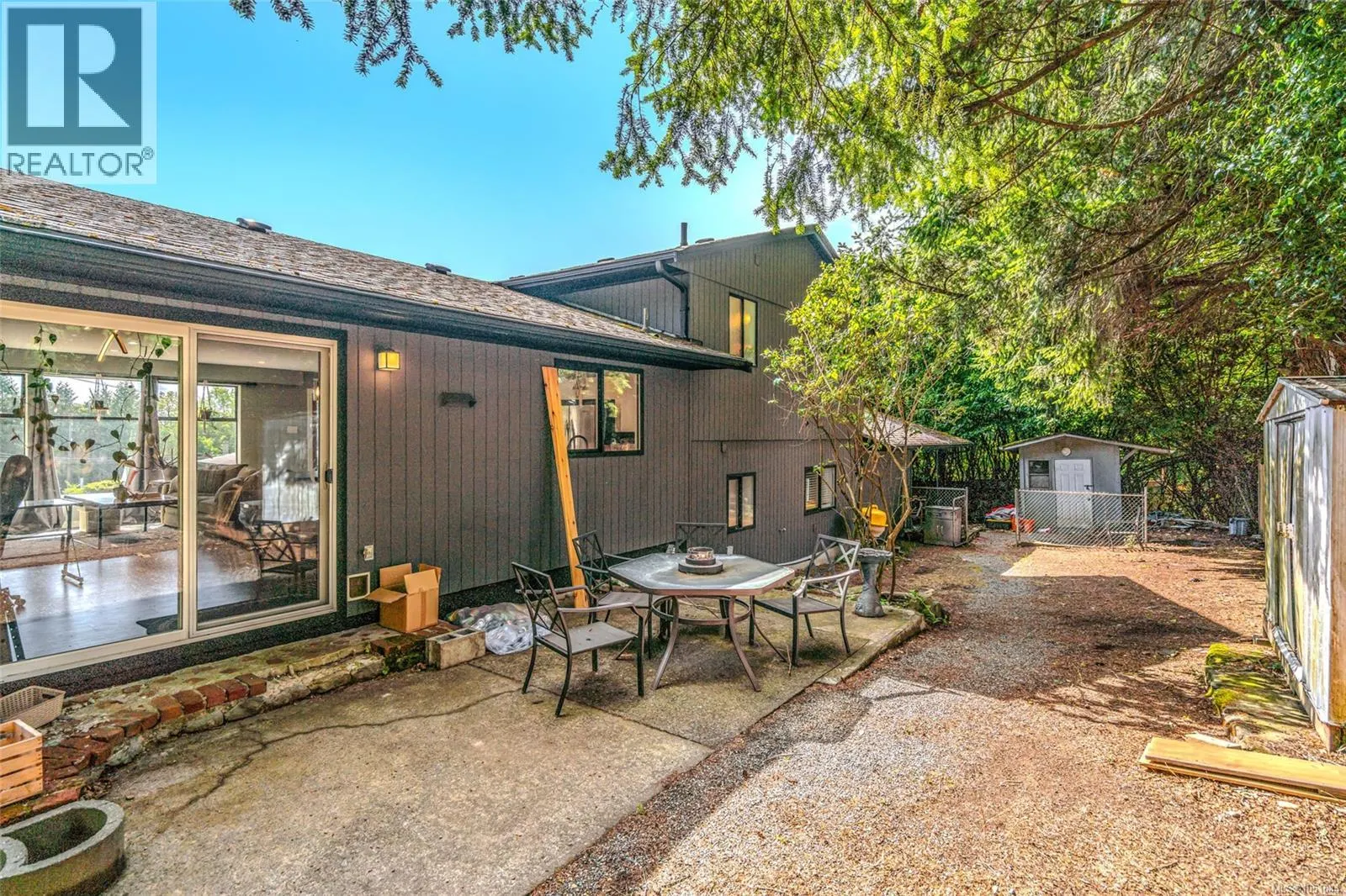 3809 Morris Pl