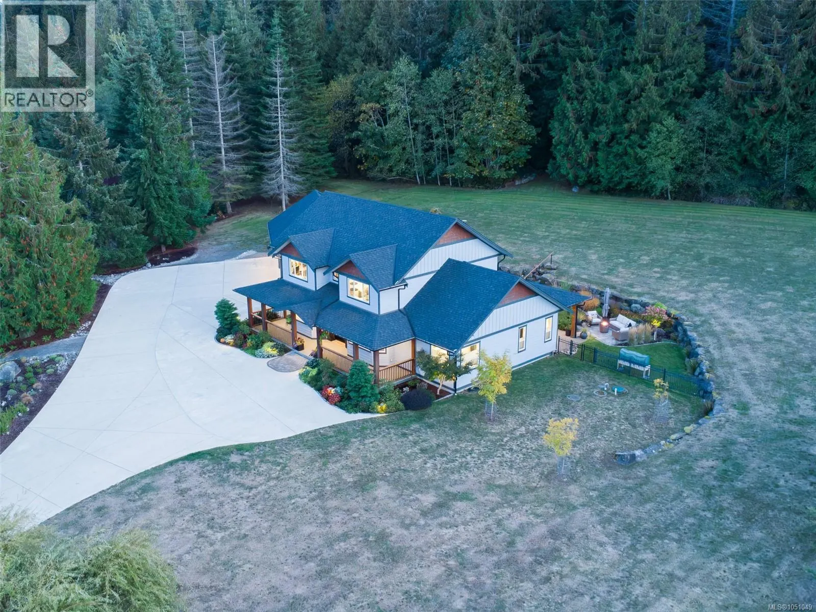 2885 Shady Mile Way