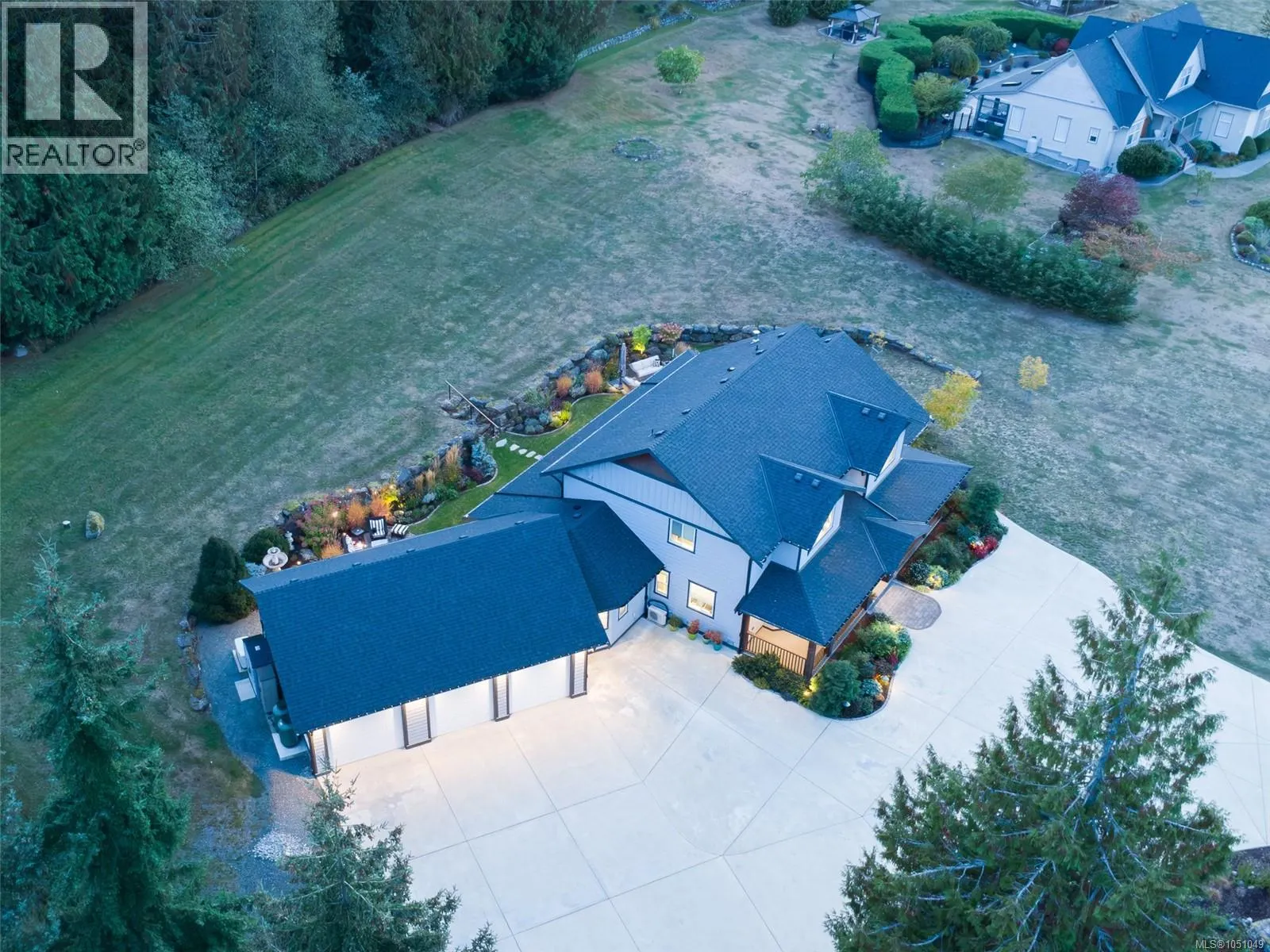 2885 Shady Mile Way
