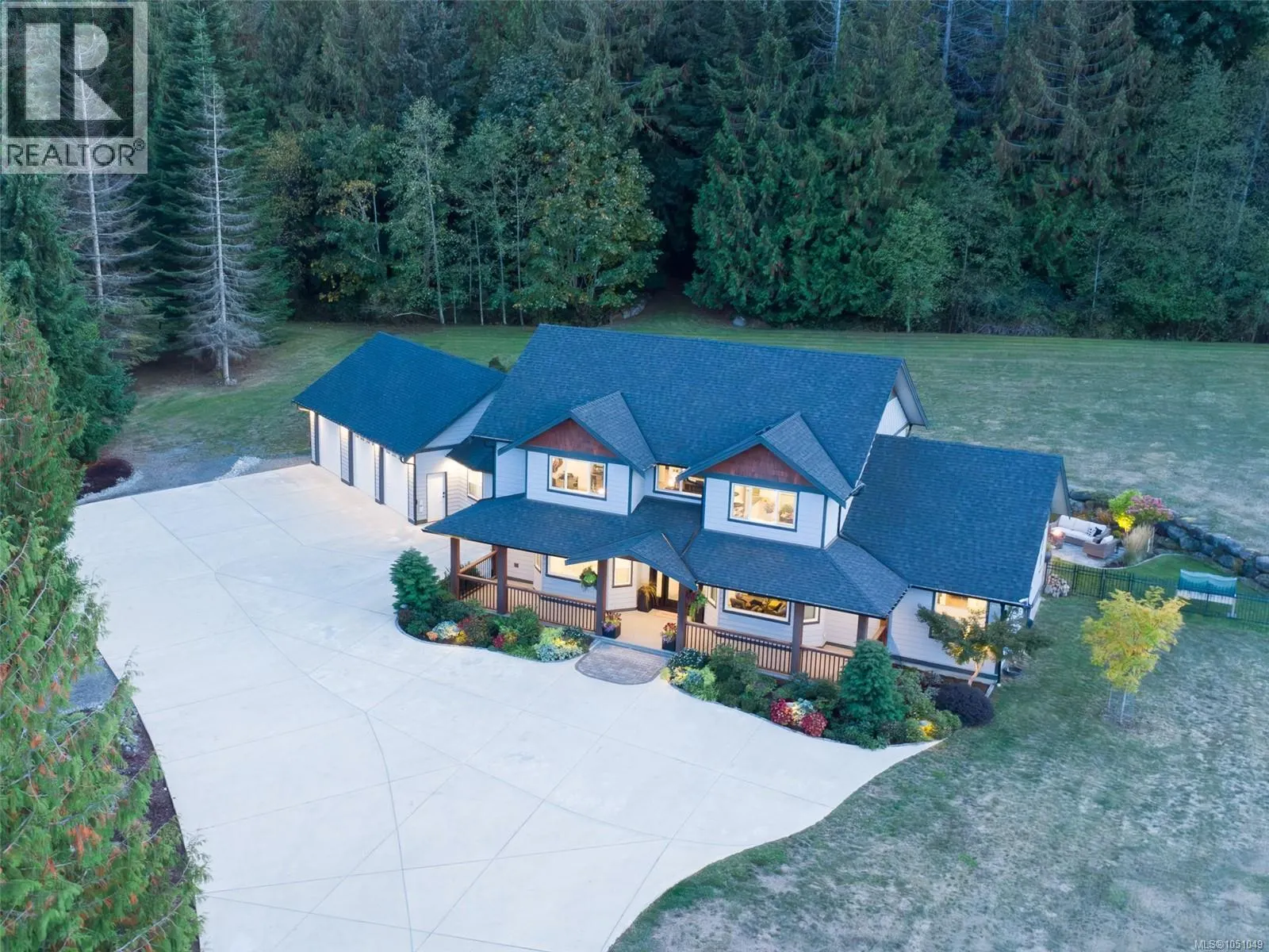 2885 Shady Mile Way
