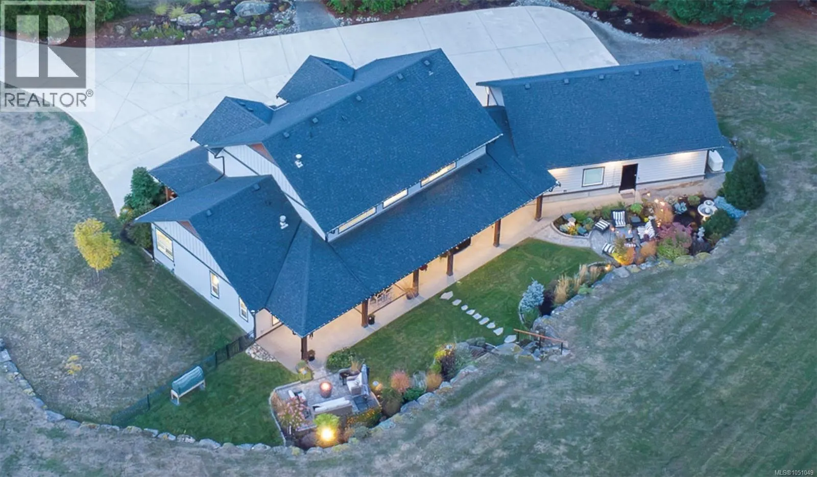 2885 Shady Mile Way
