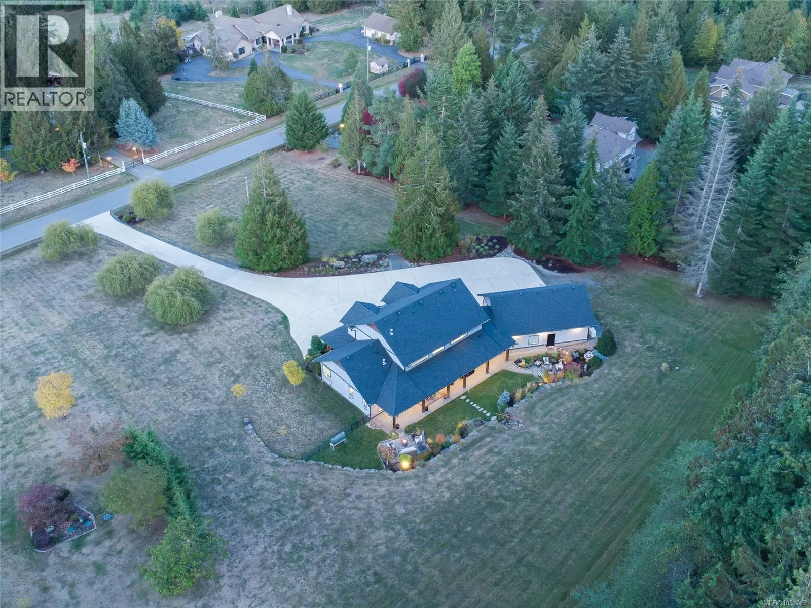 2885 Shady Mile Way