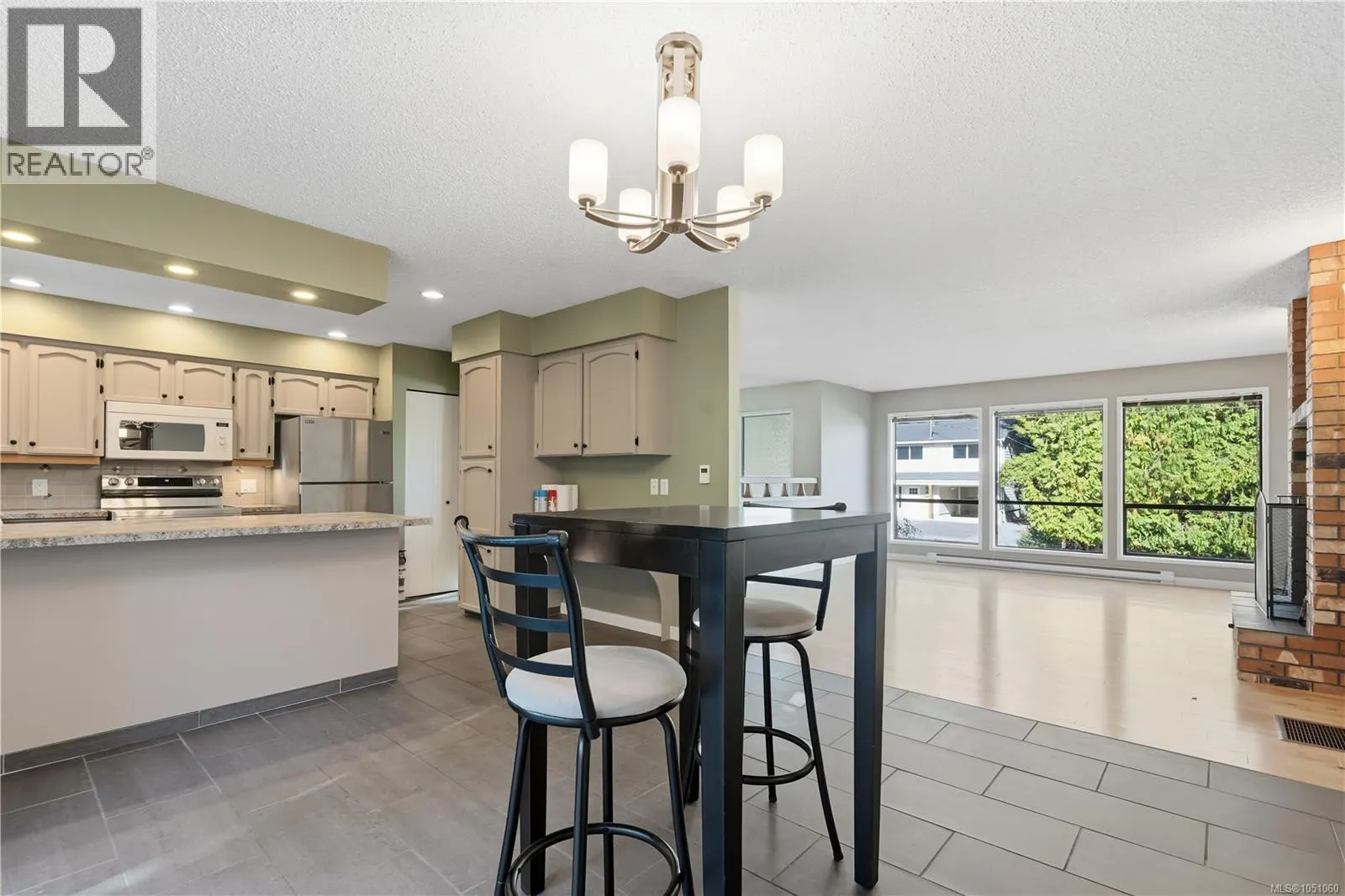 1258 Rupert Rd
