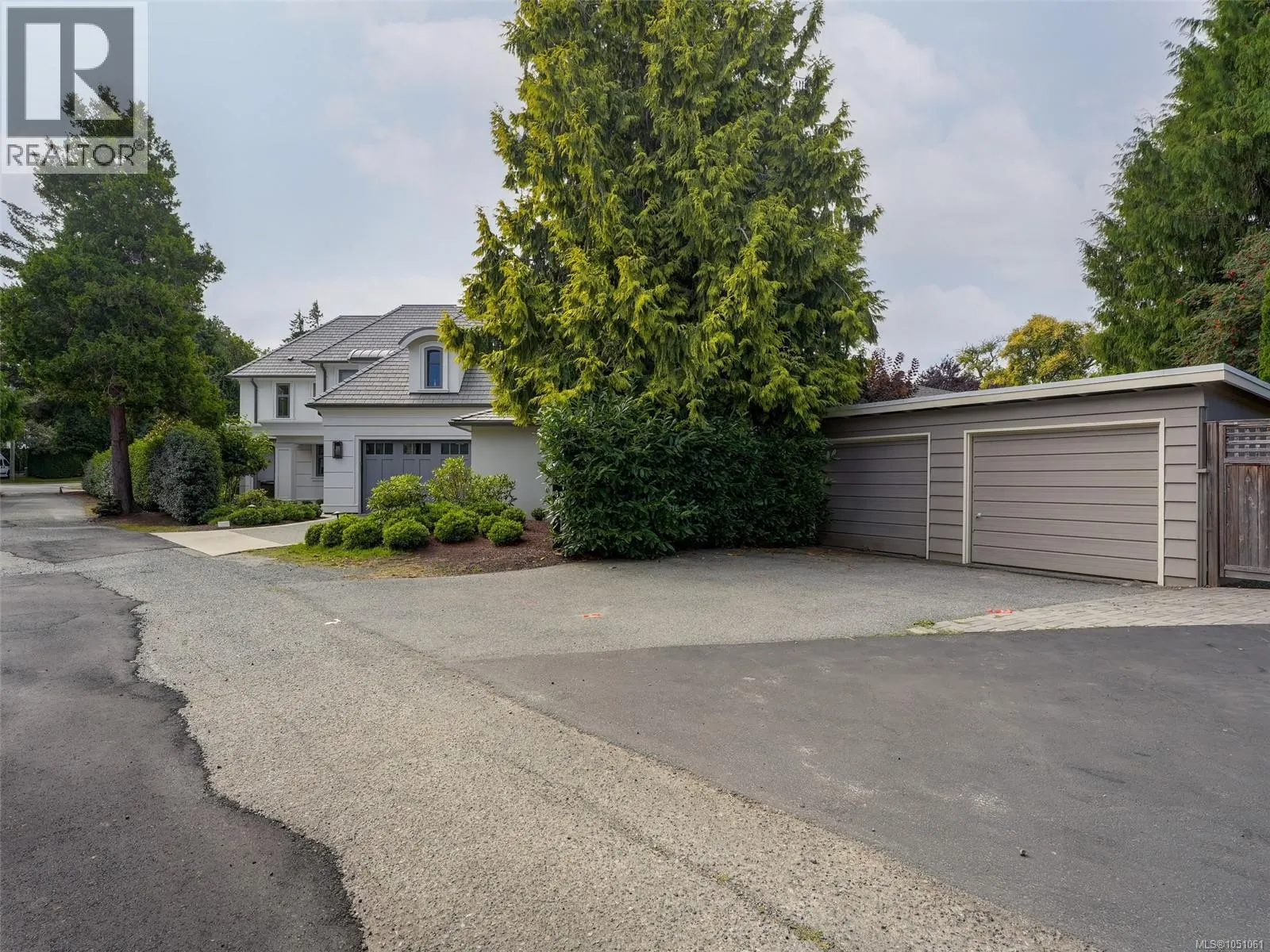 2568 Margate Ave