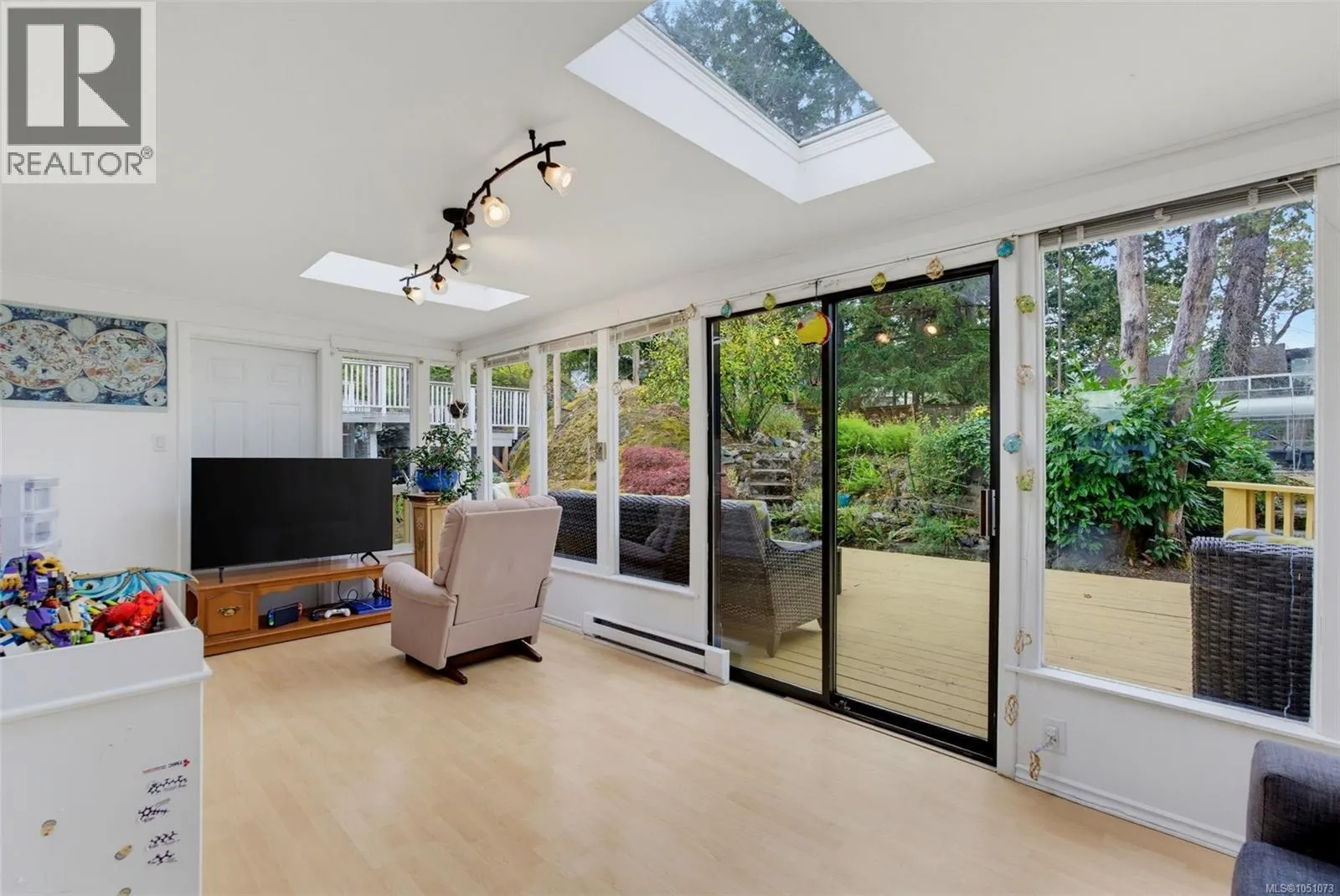 14 Eaton Ave